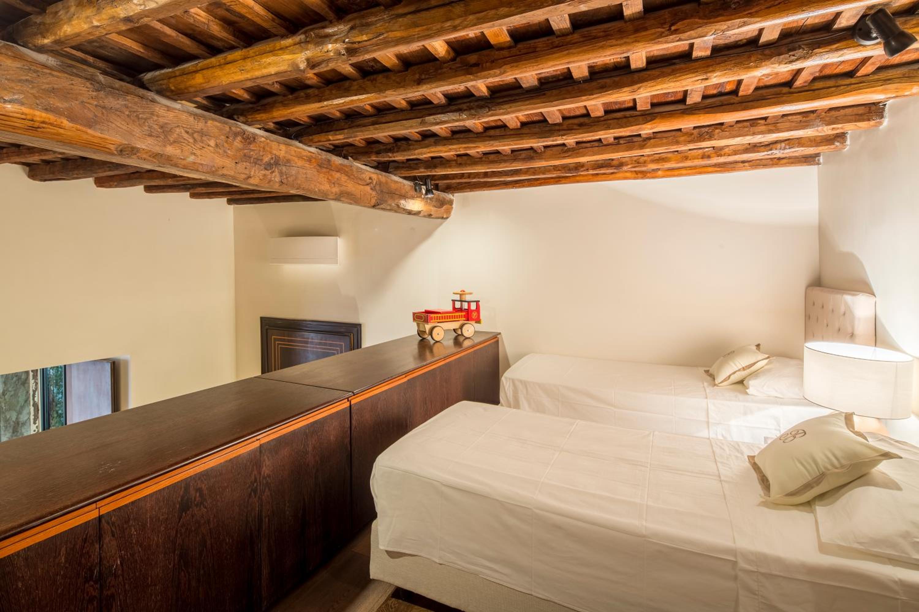 Palazzo Berardi: Renaissance Downtown Luxury Villa