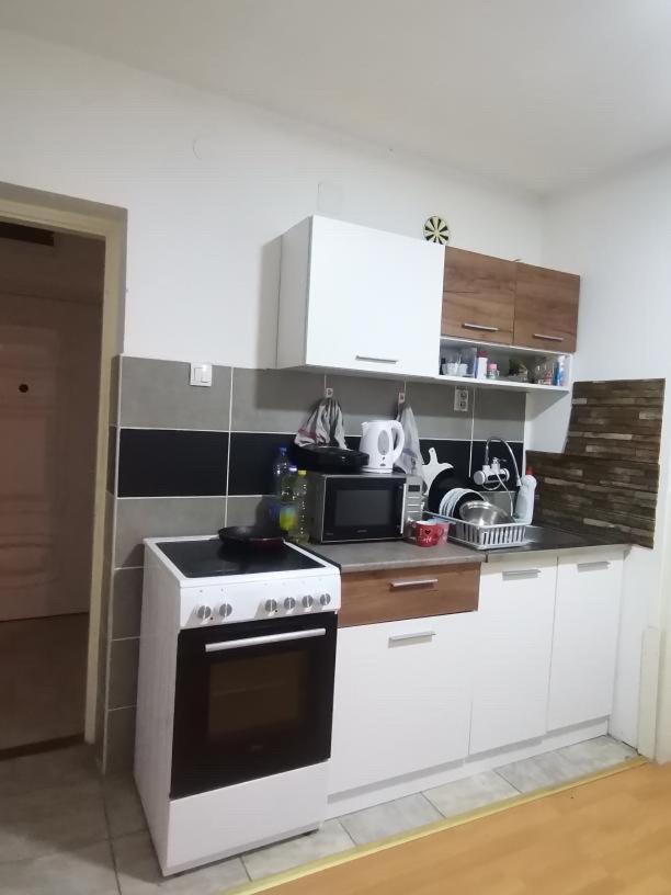 Exit apartman 2