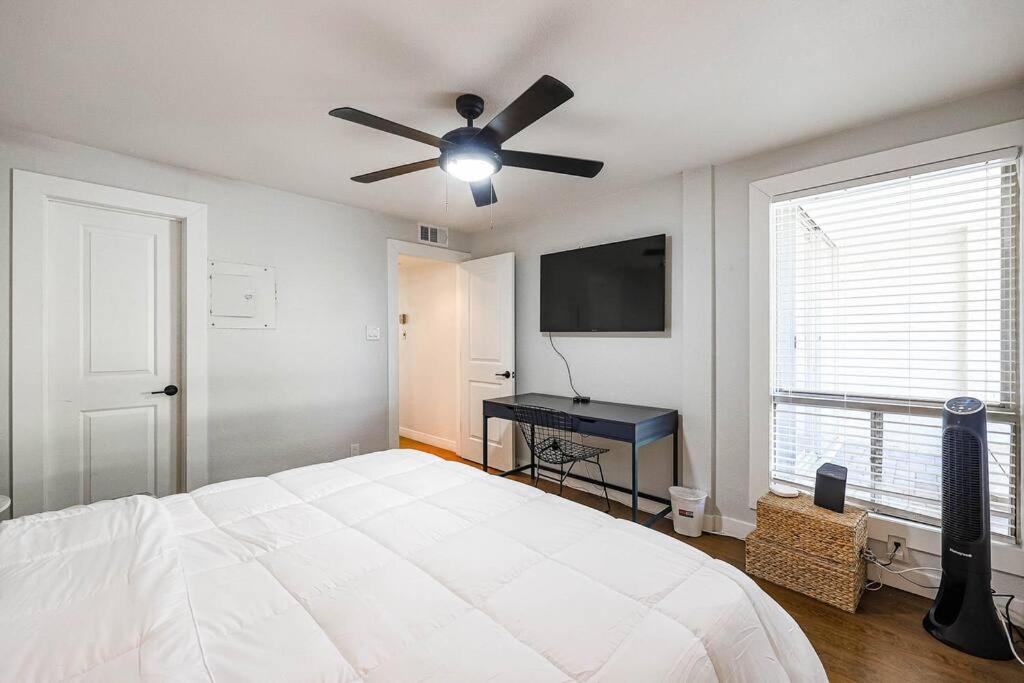 Stunning Condominium in Old town!# view 5