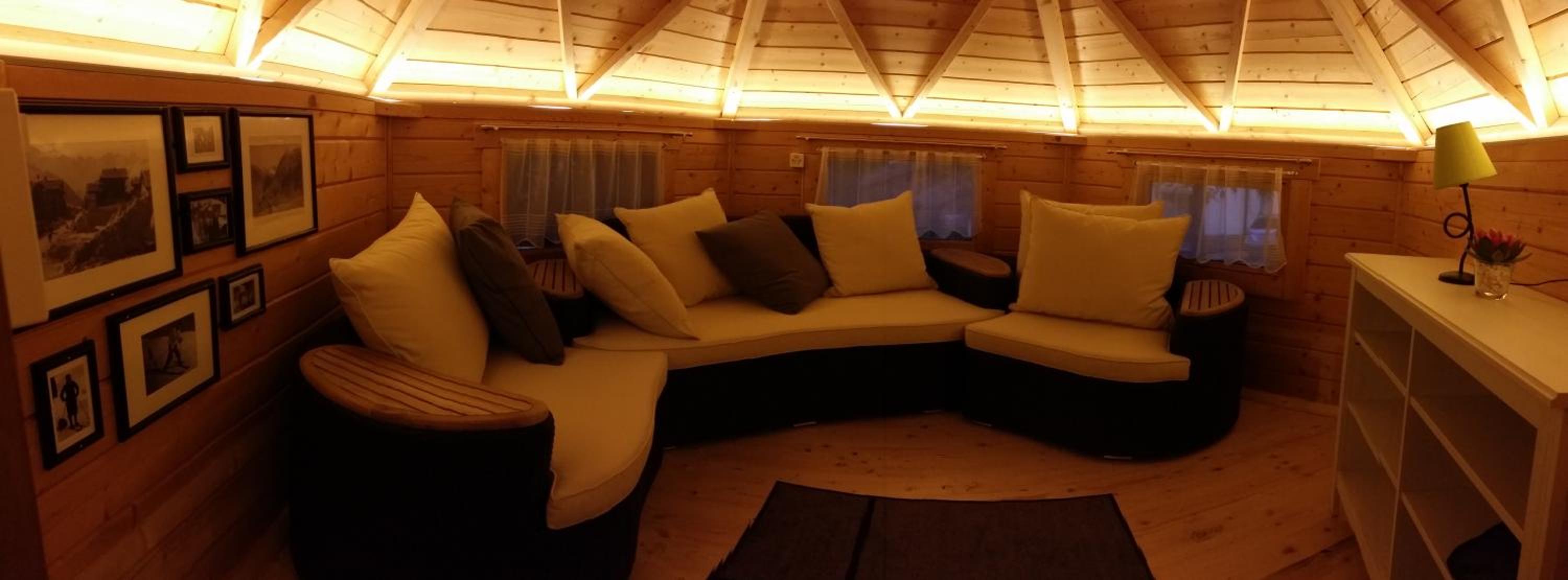 Casa Larisch