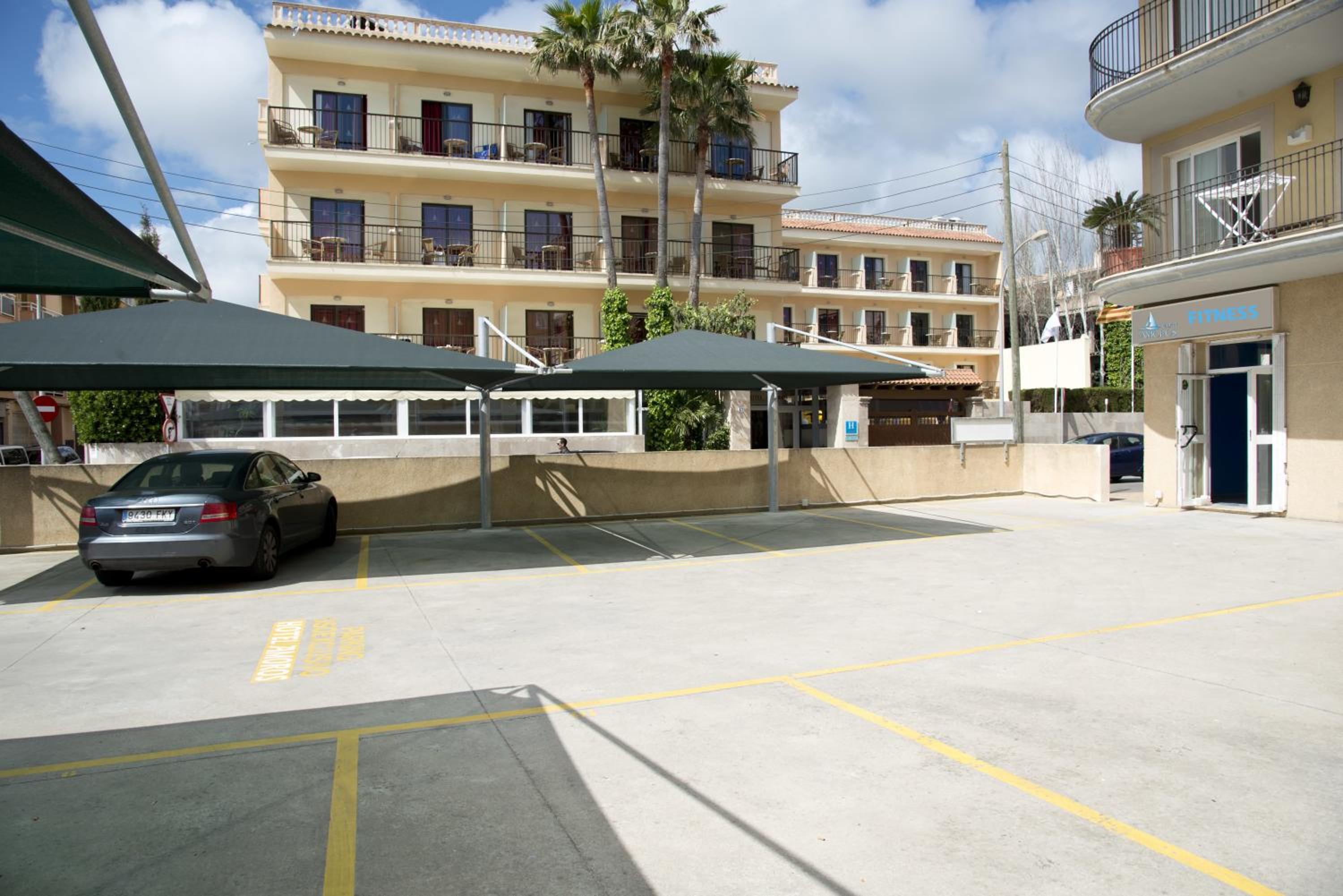 Cala Ratjada Vacations - Hotel Amoros - Property Image 9