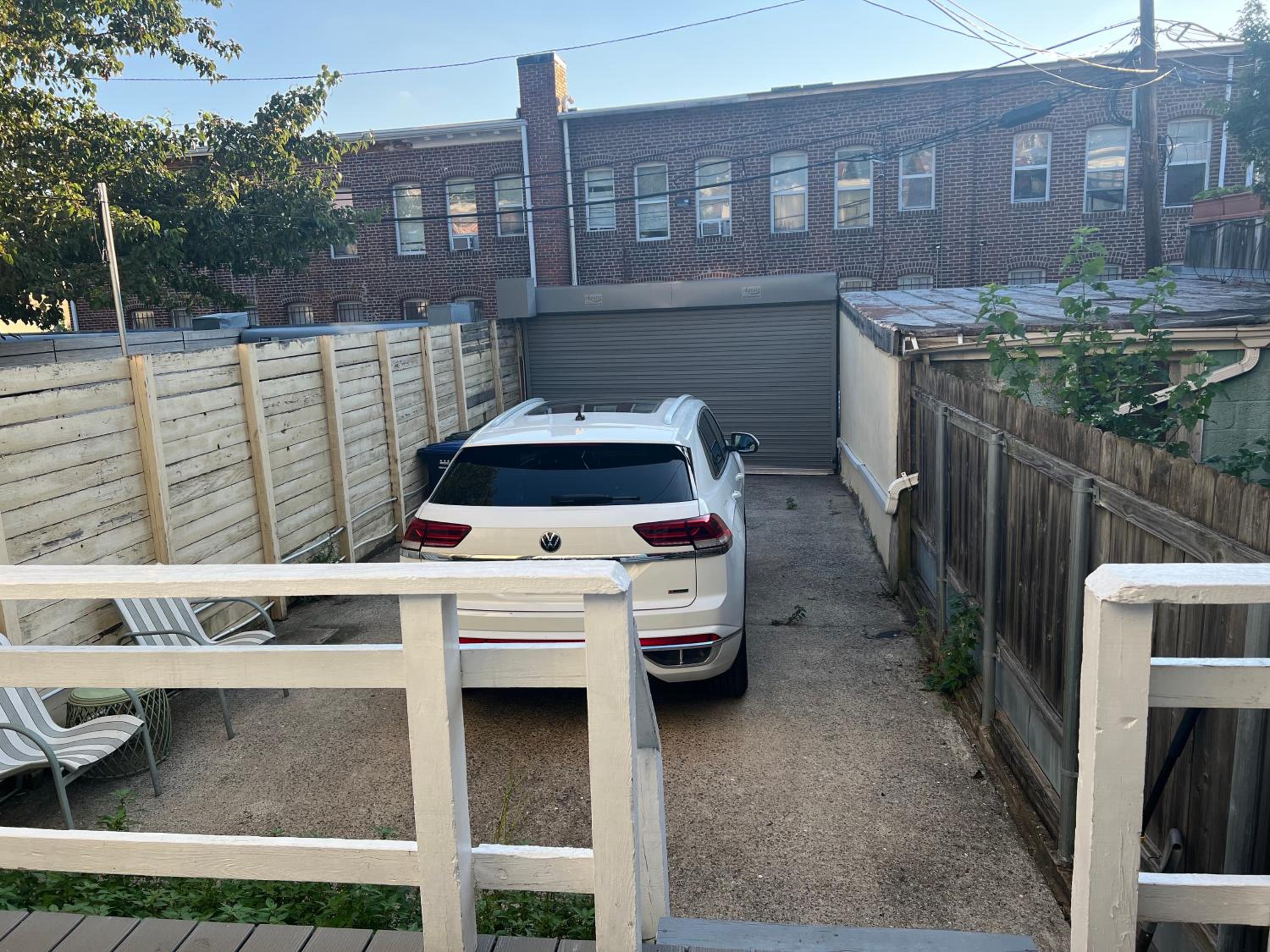 4 Bedroom Downtown DC with Private Parking Walk Metro Nightlife