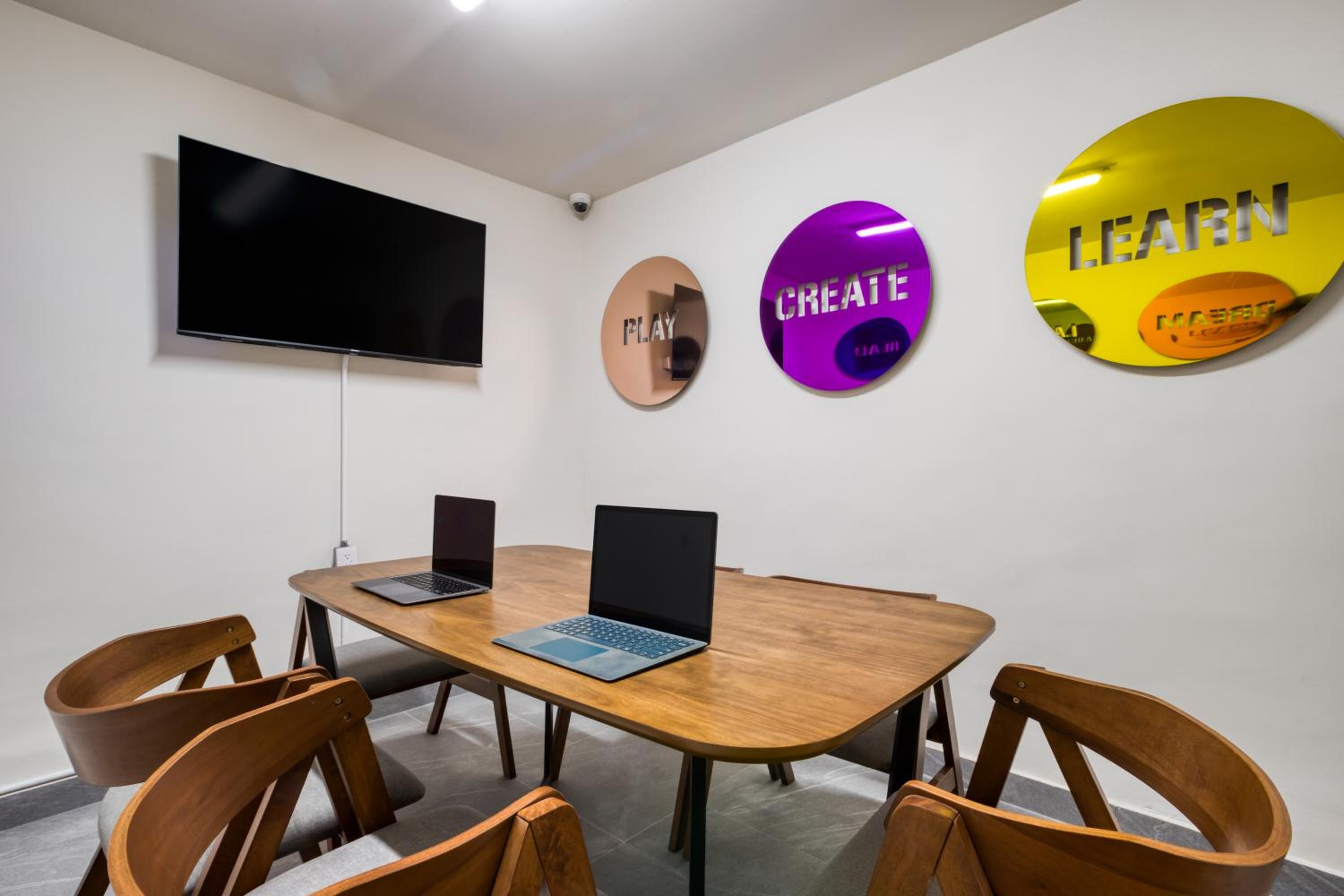 meeting & event spaces