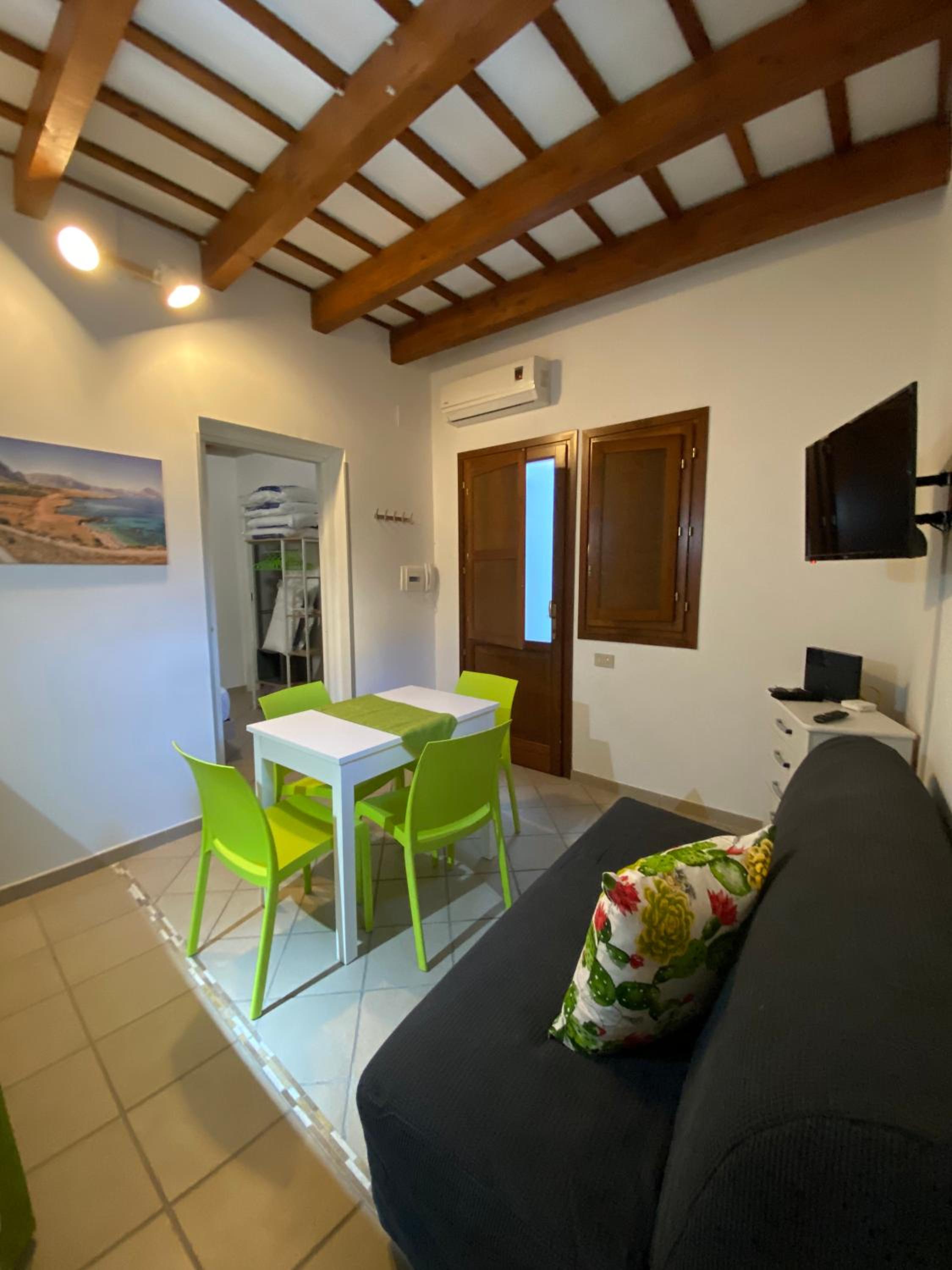 Tyche Home