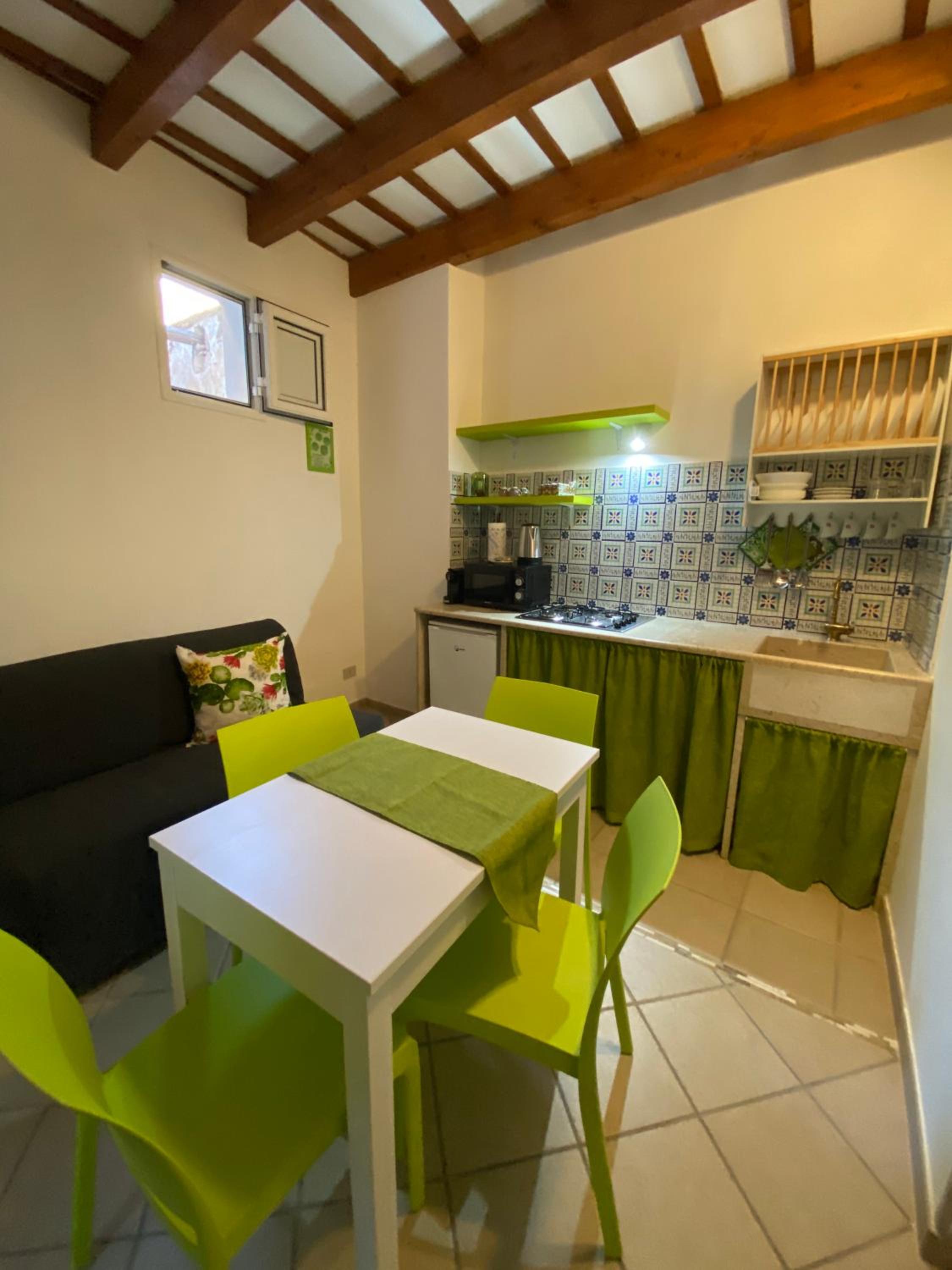 Tyche Home