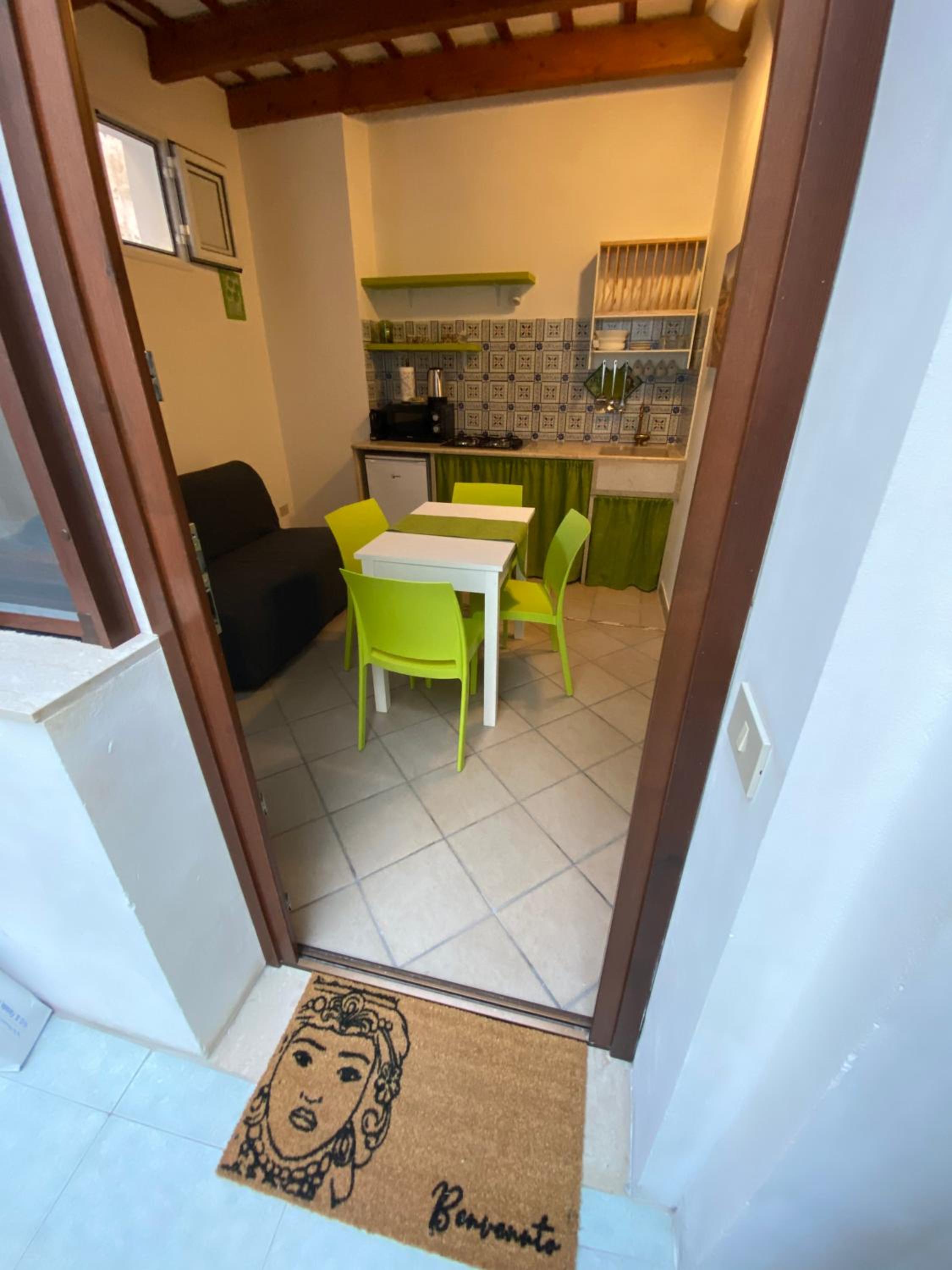 Tyche Home
