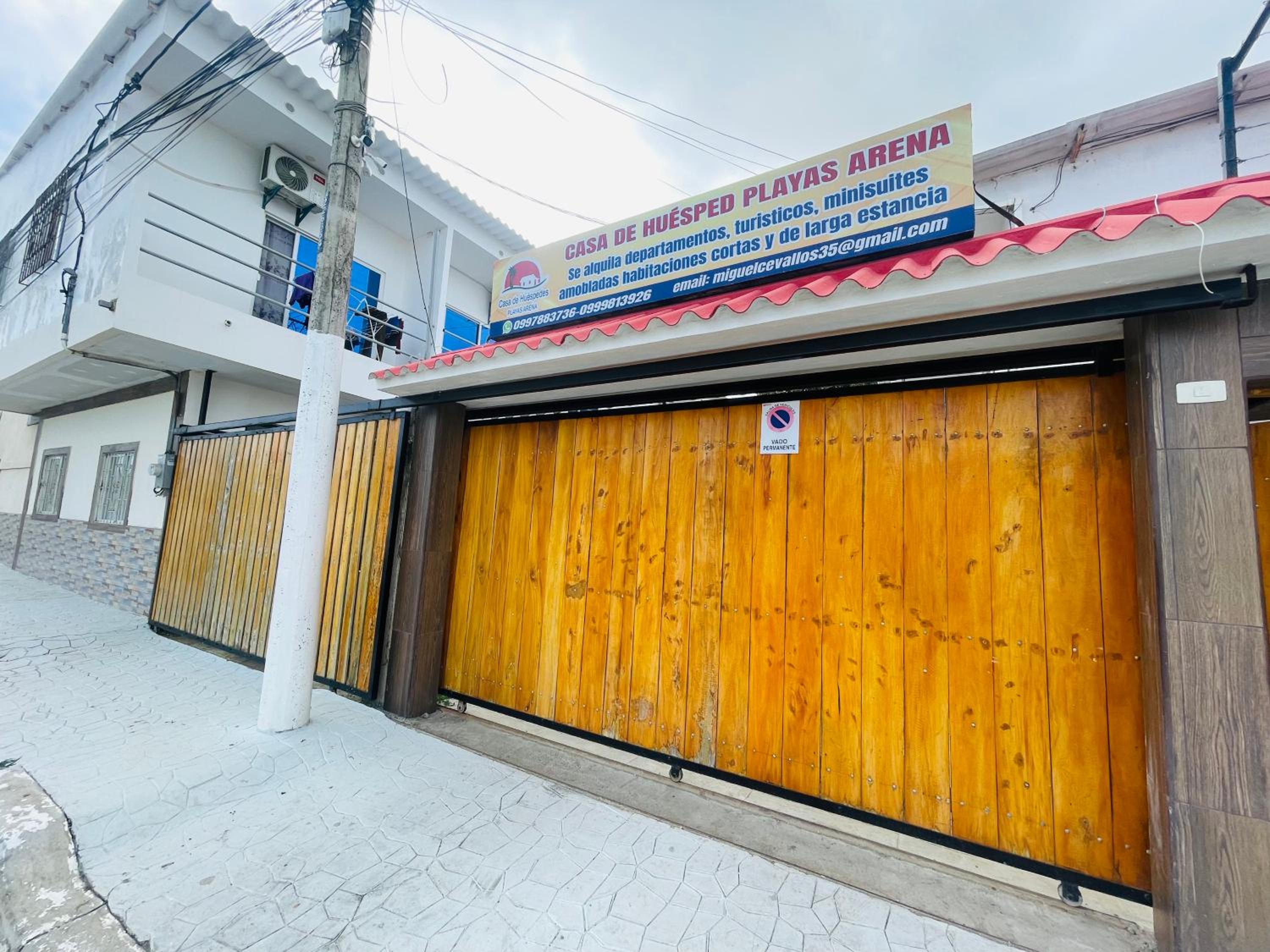 Hotel Casa de Huéspedes Playas Arena - Image 1