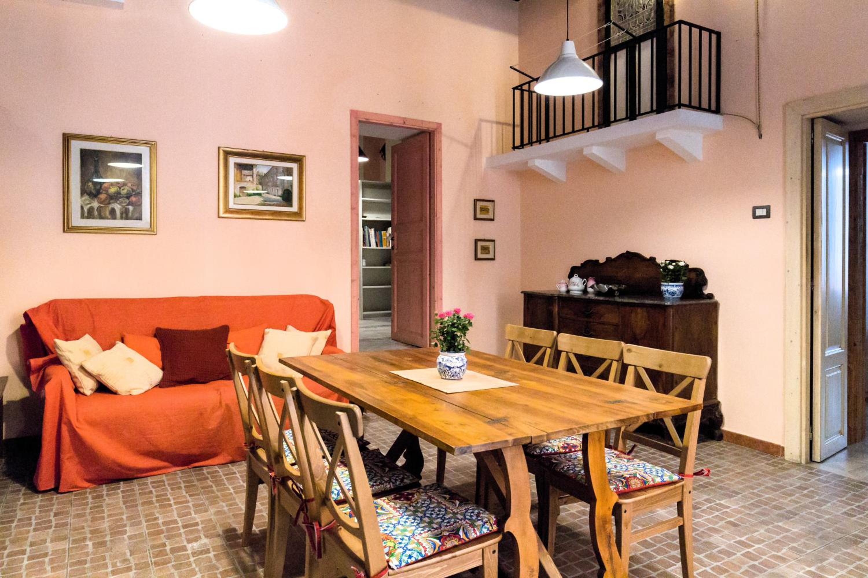 Al Palazzetto di Milo view 3
