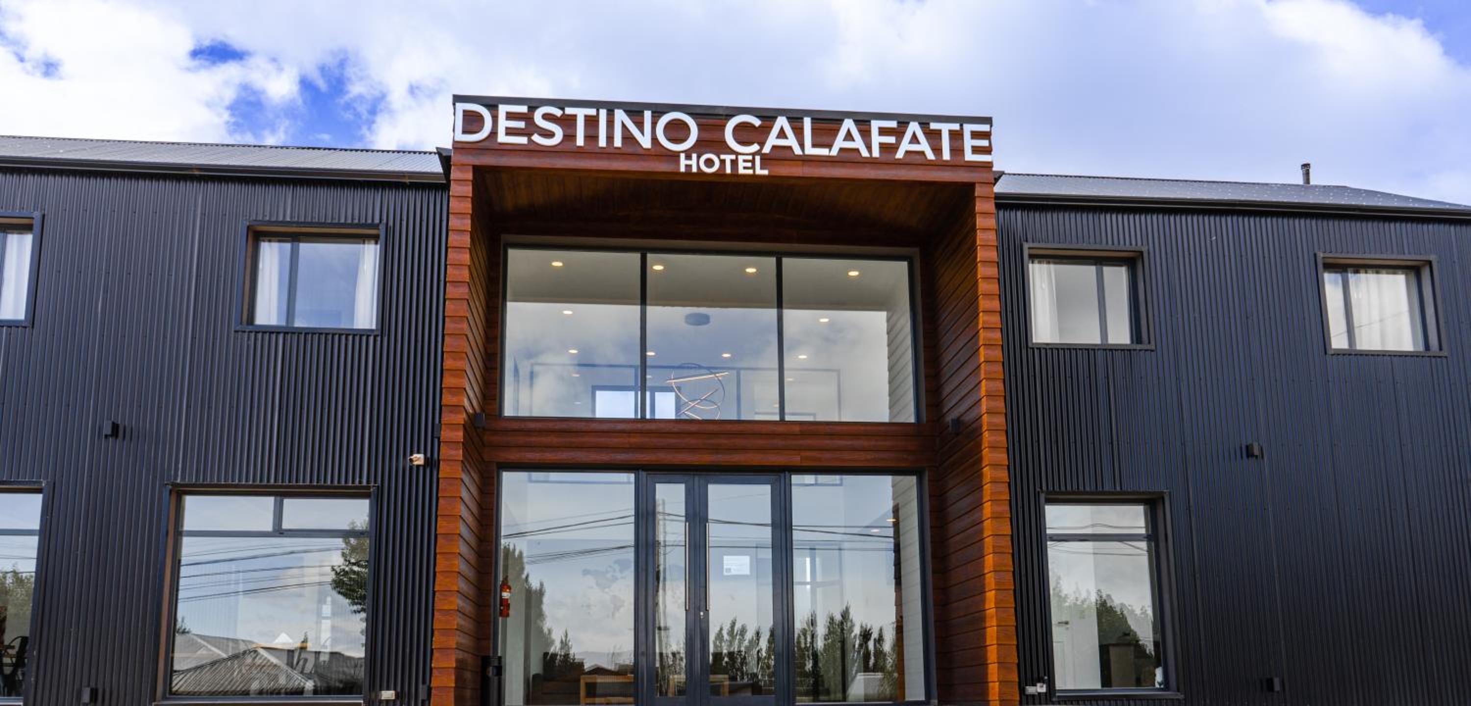 Hotel Destino Calafate - Image 1
