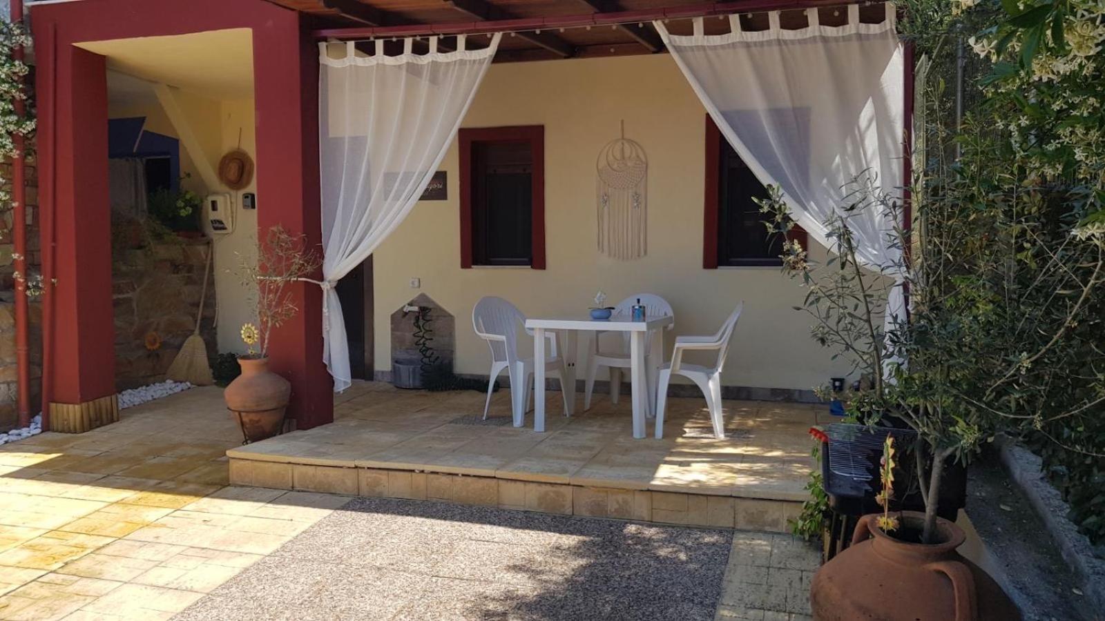 Casa di Grigoris view 4