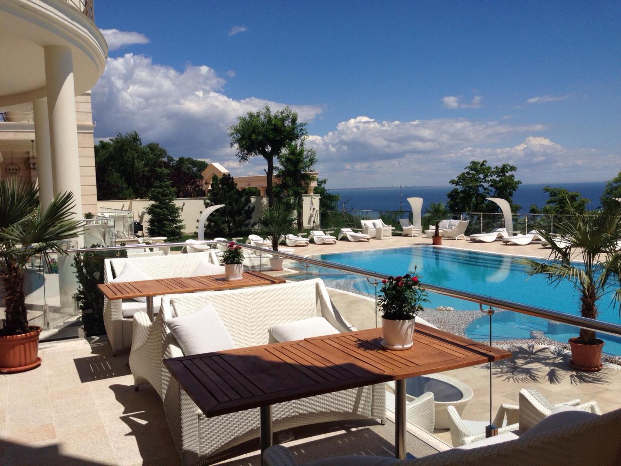 THE BEST APARTMENT ON THE SEASIDE IN ODESA! Luxury apartments in Arcadia, near seaside! view 4