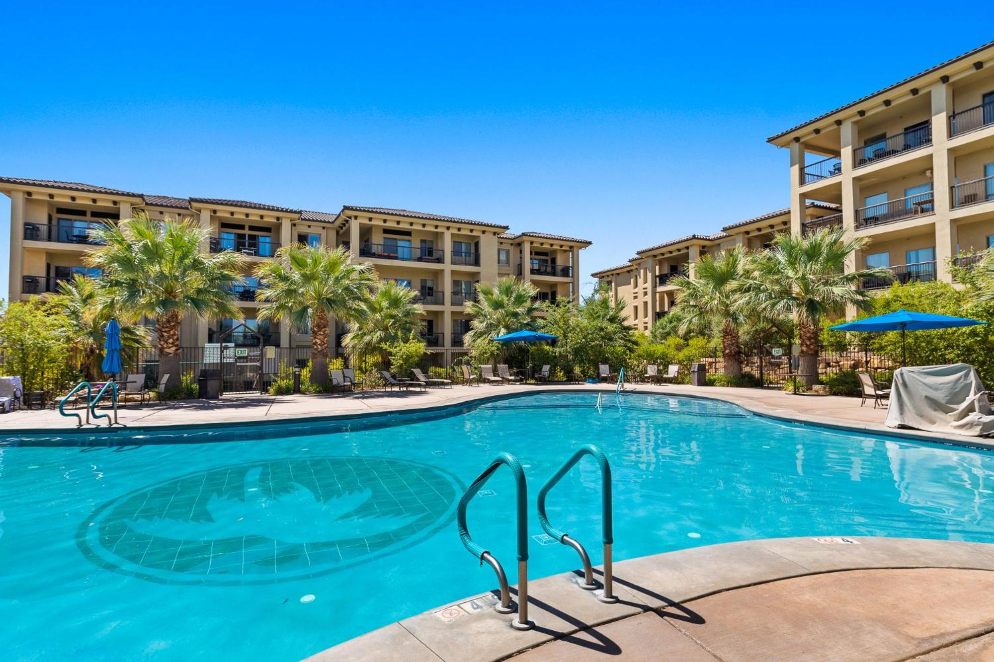EXPERIENCE Estancia Amenity Filled Resort