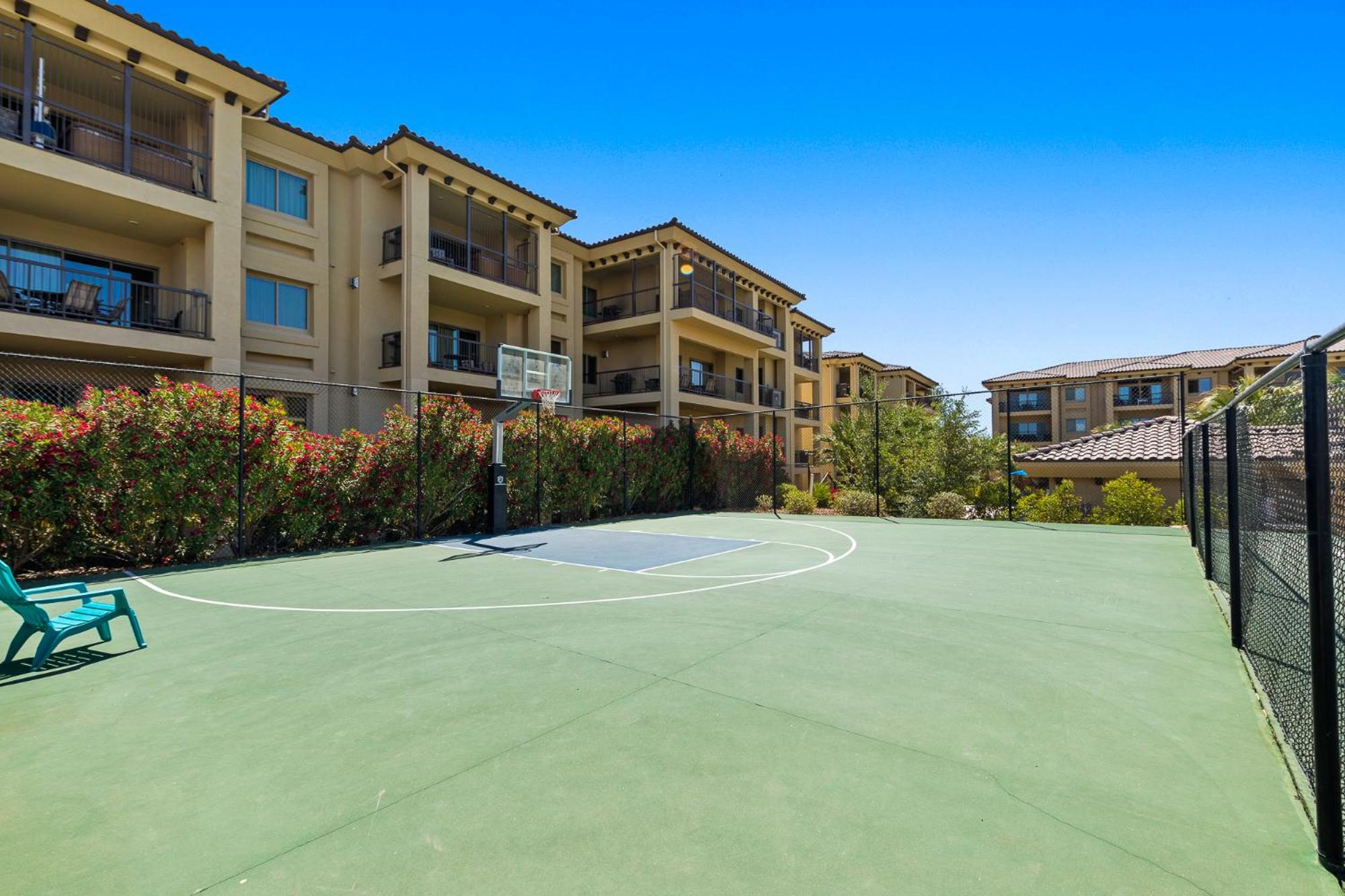 EXPERIENCE Estancia Amenity Filled Resort
