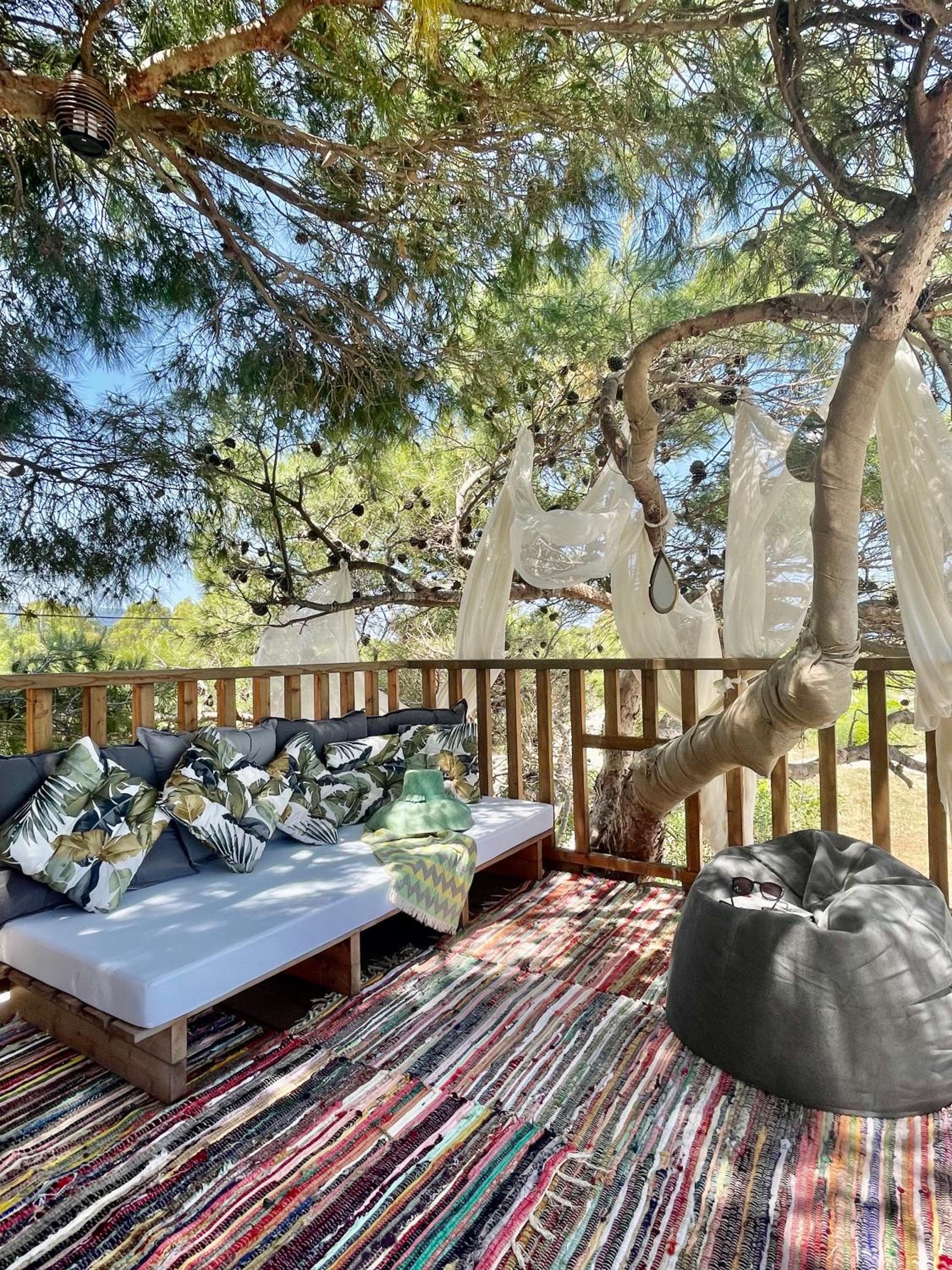 Art BeachFront Villa