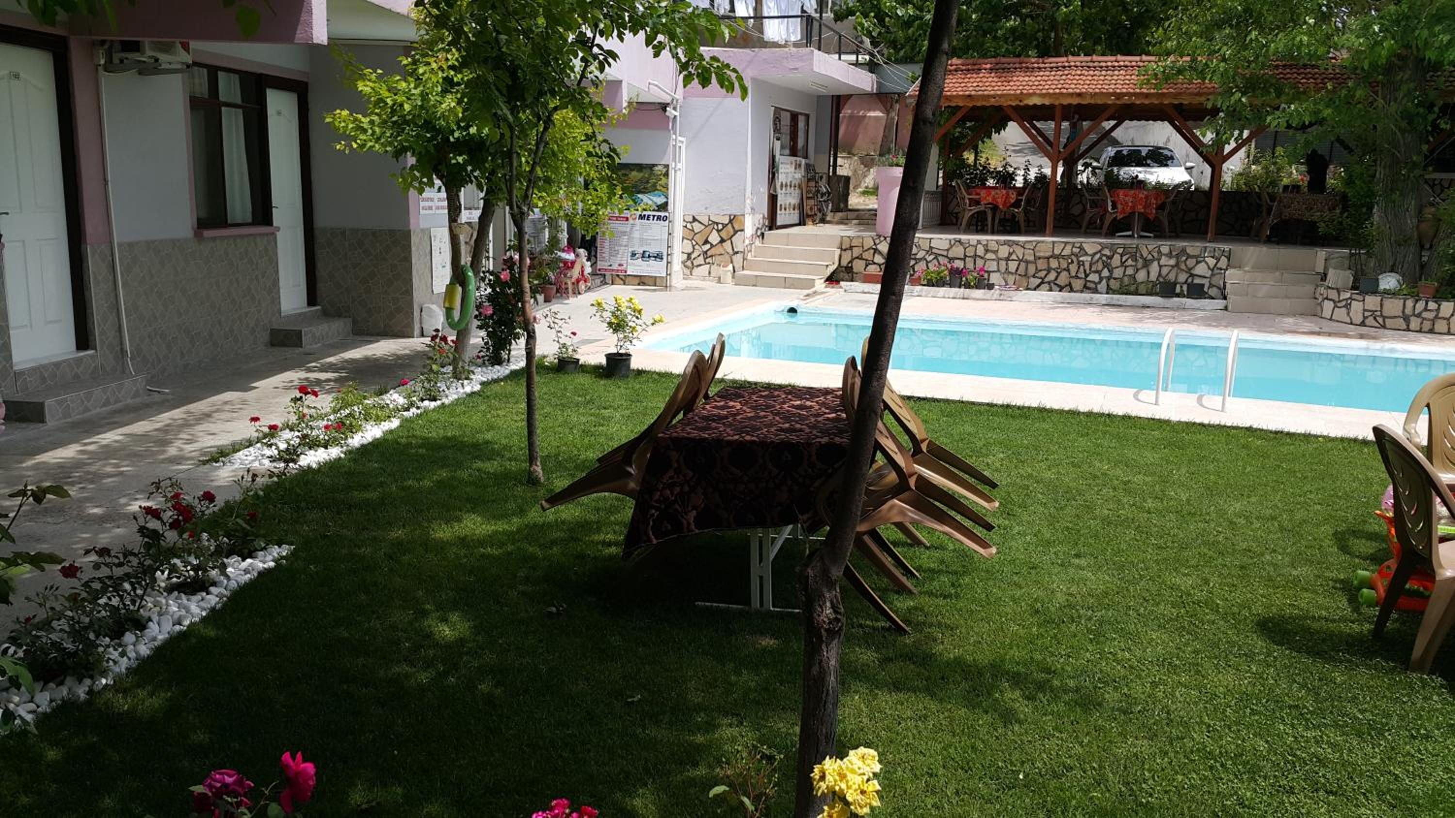 Photo 42