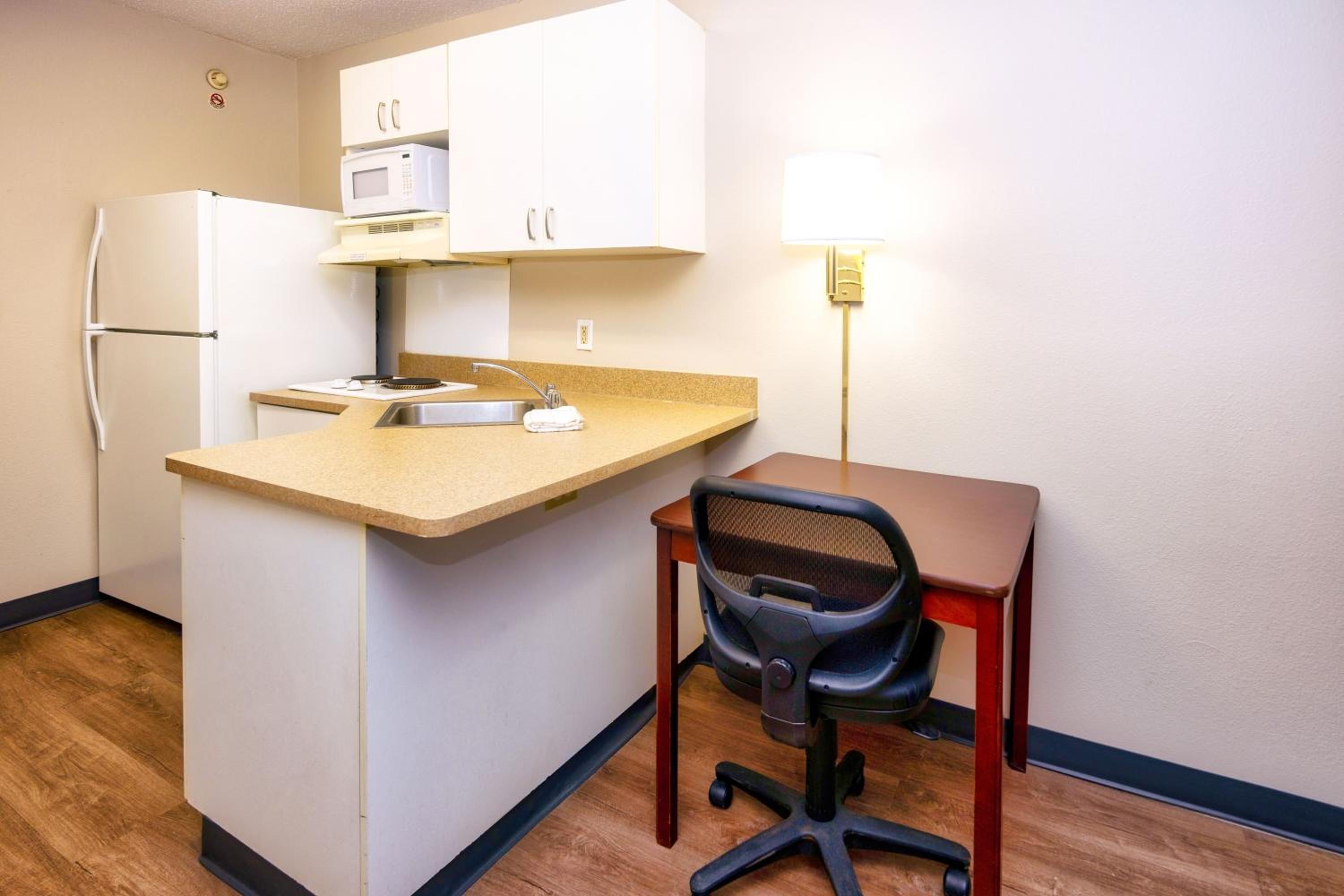 Annapolis Vacations - Homestyle Studio Suites - Property Image 8