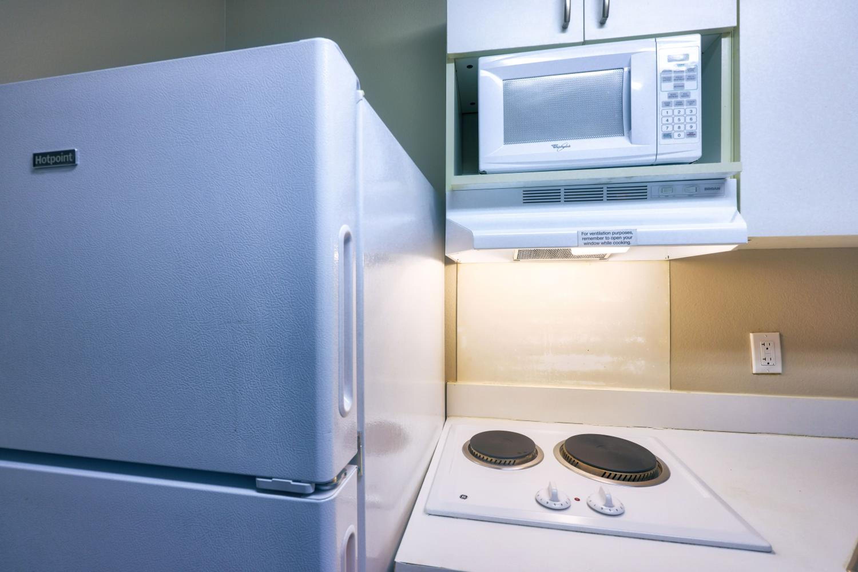 Annapolis Vacations - Homestyle Studio Suites - Property Image 9