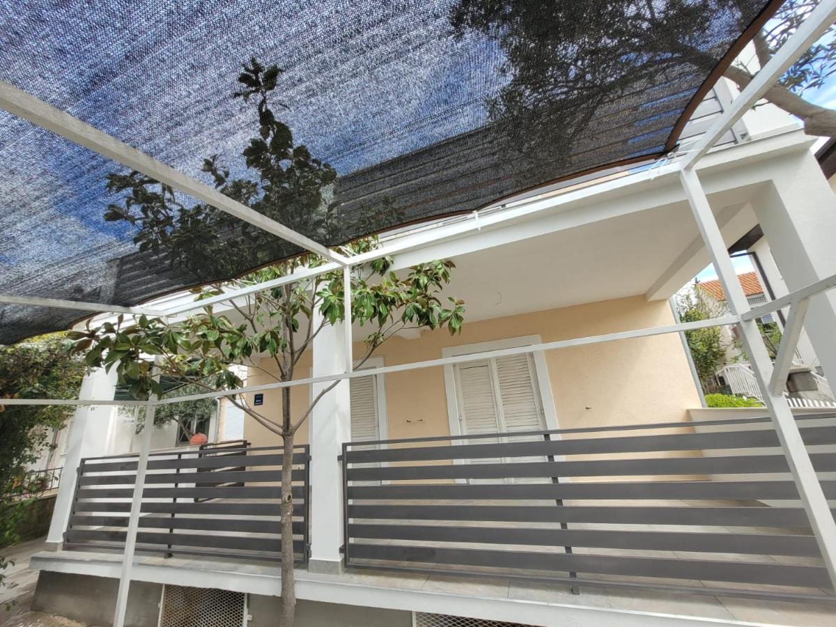 Magnolia Apartments view 2