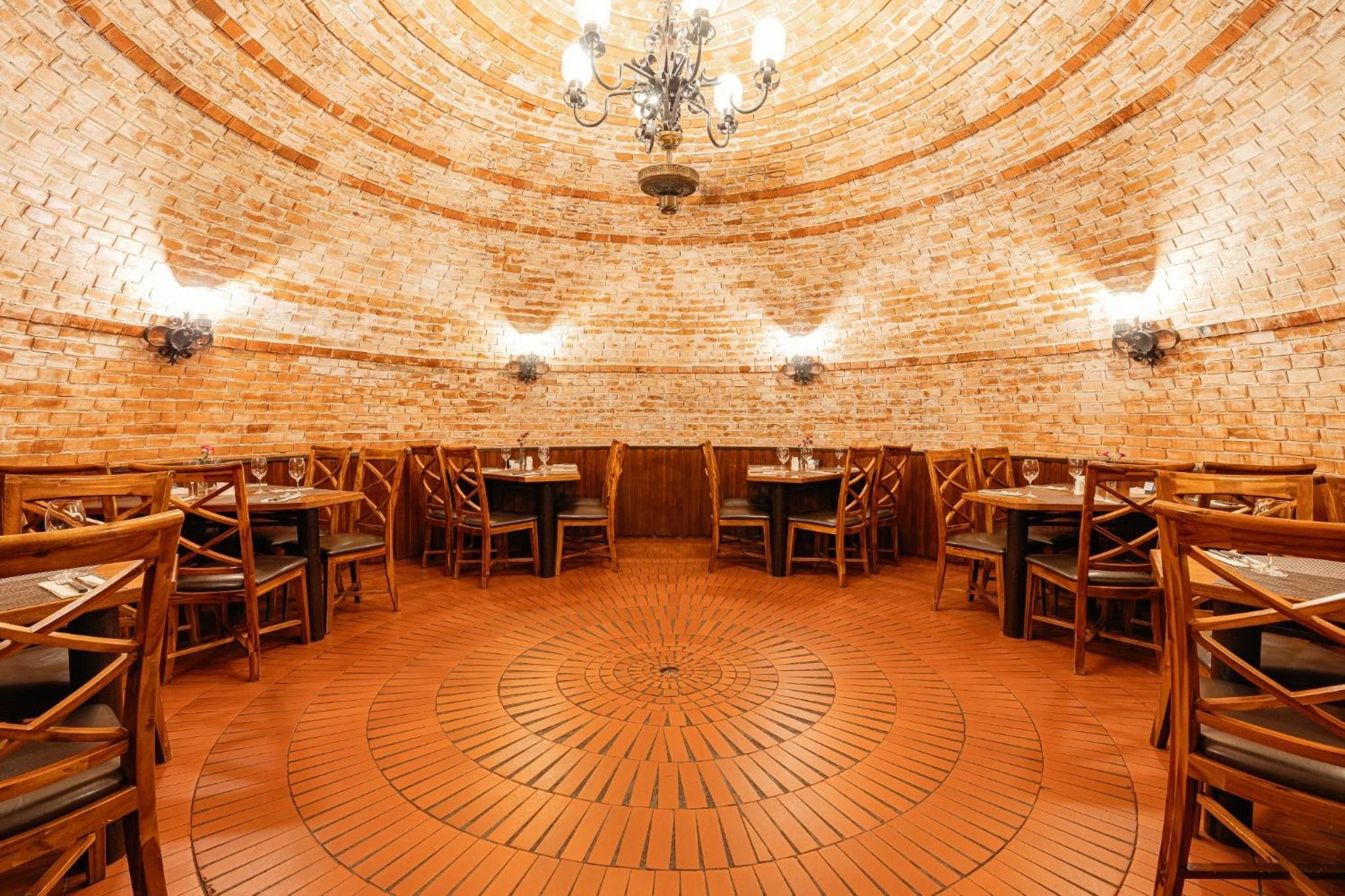 RESTAURACE A PENZION U DOUBKŮ