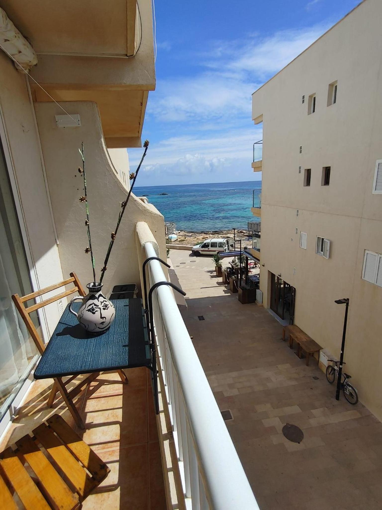 Formentera Suite 8 view 3