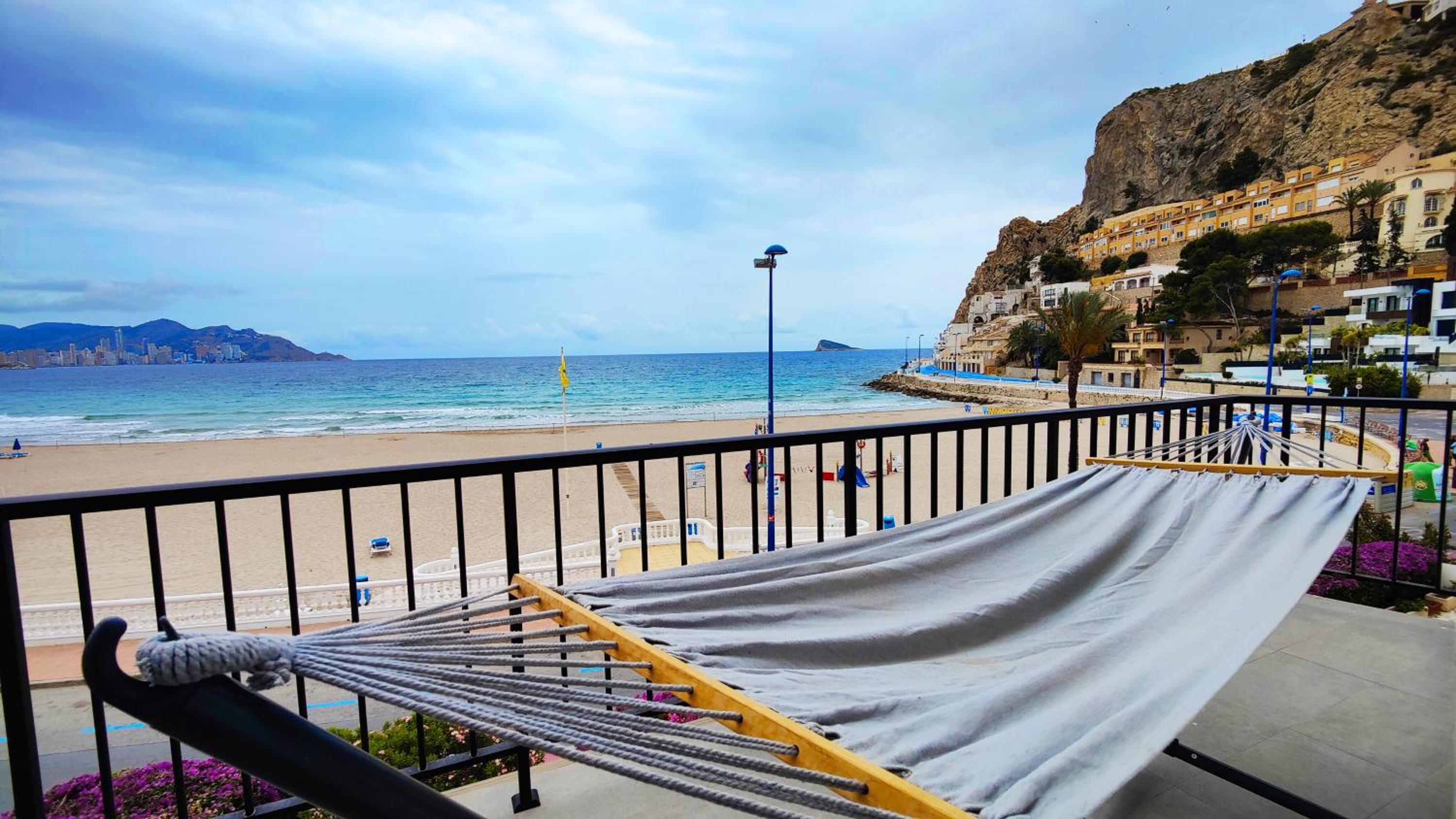 PARRALUE Beach front home