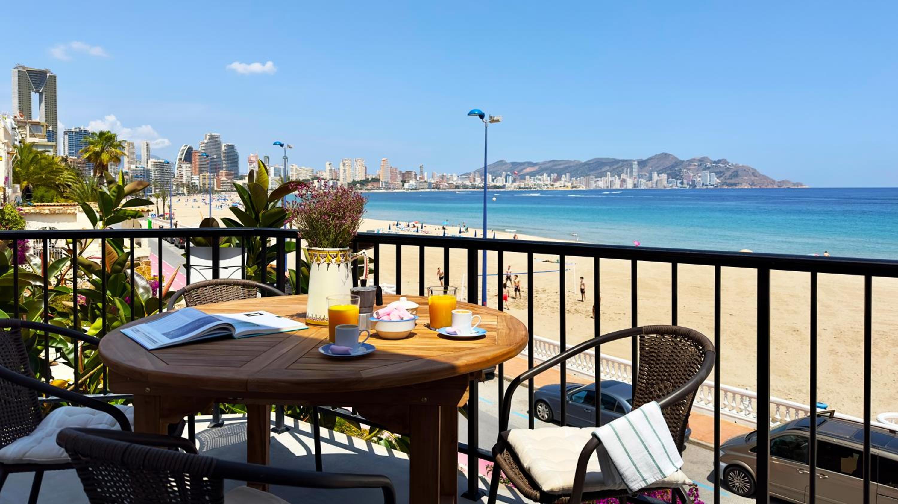 PARRALUE Beach front home