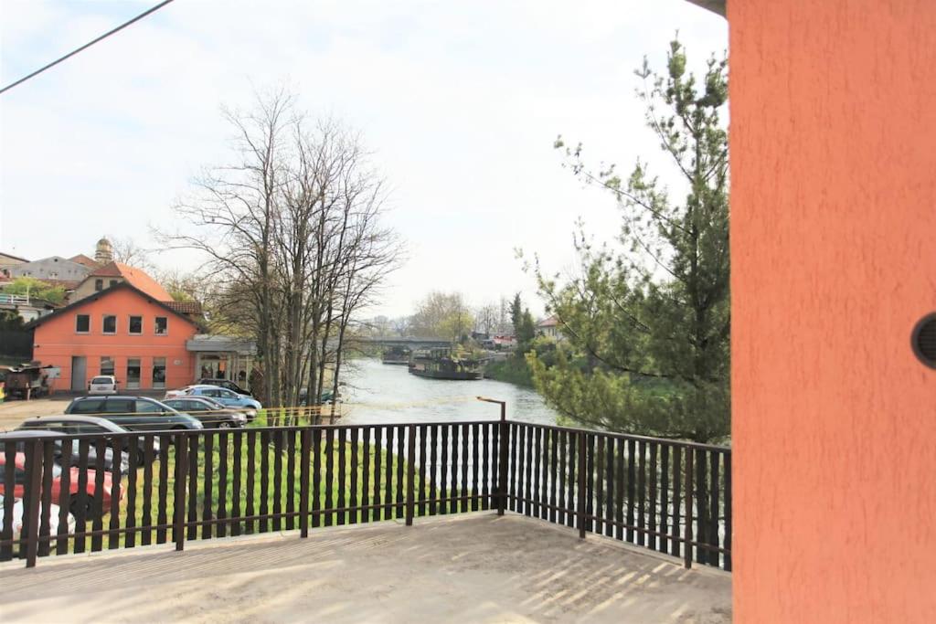 Riverside Panorama Apartment 2 near City Center Brko 2