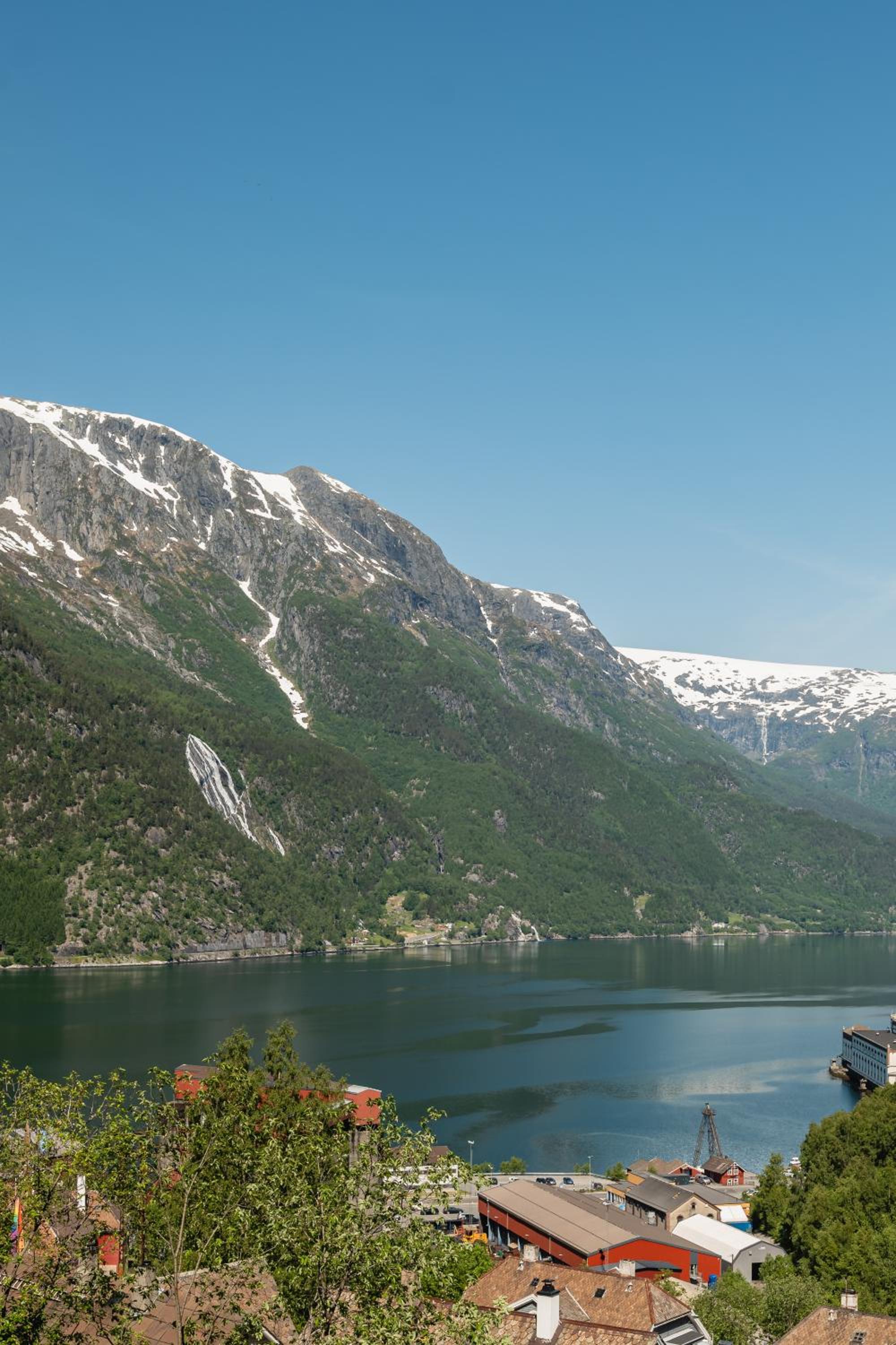 Trolltunga View