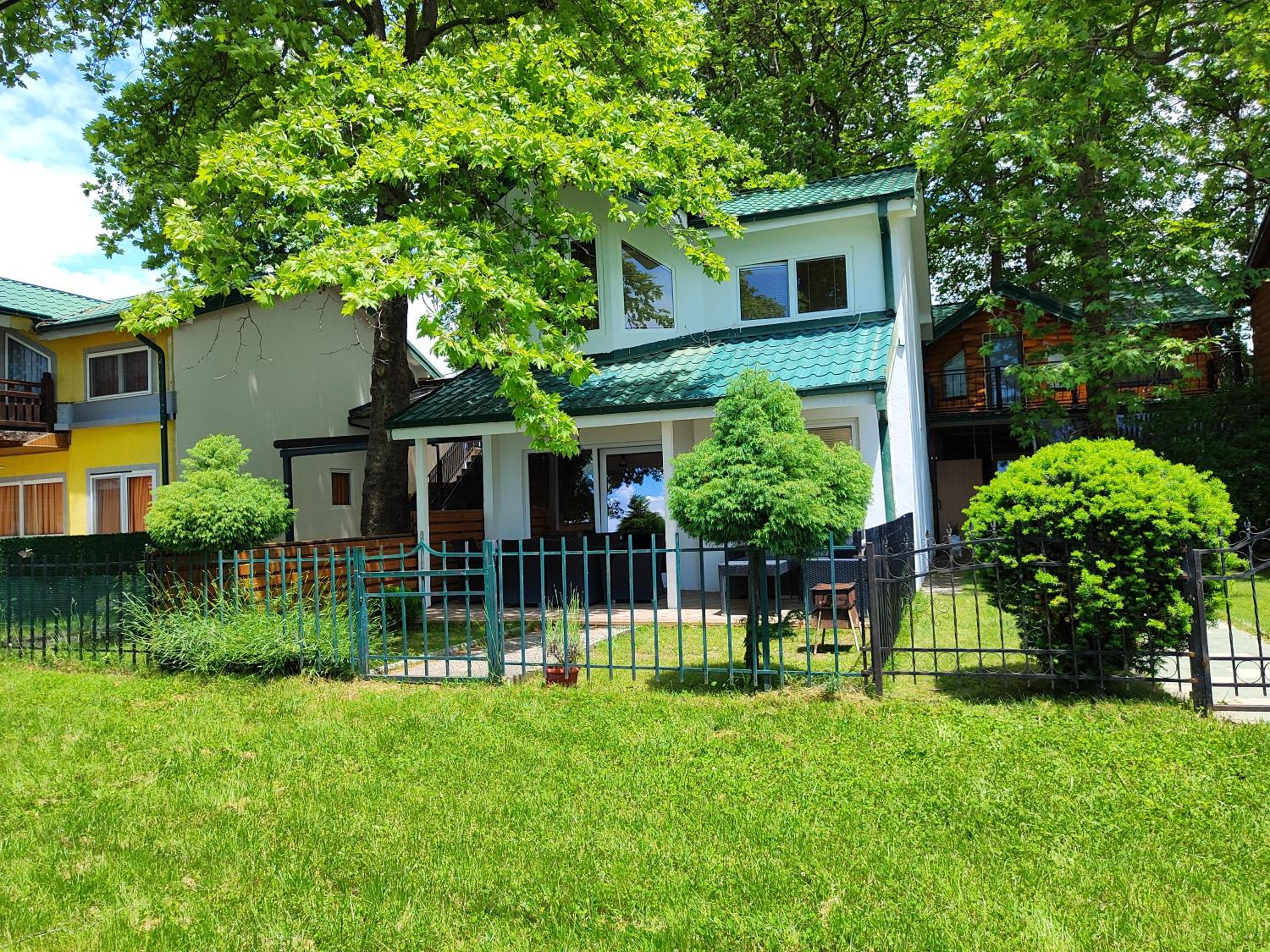 Villa Paradiso