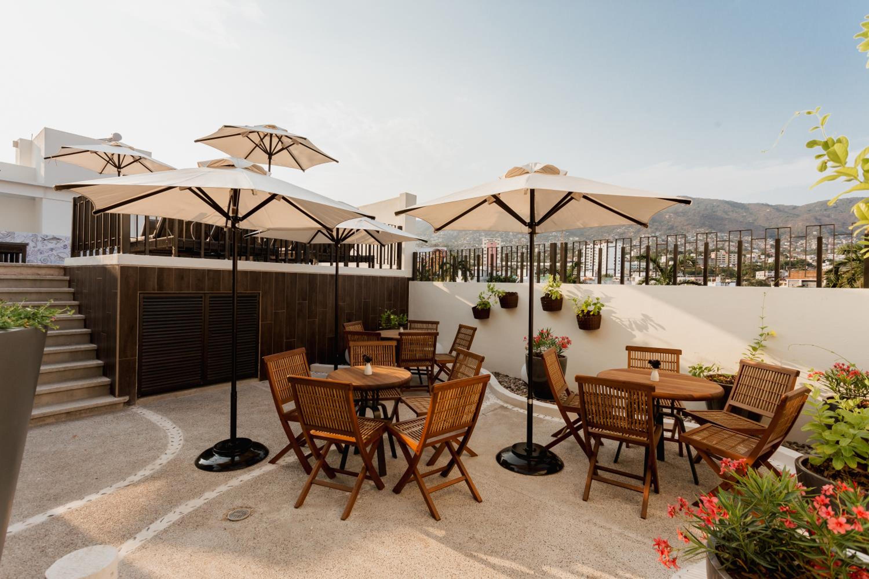 HS HOTSSON Acapulco Villas