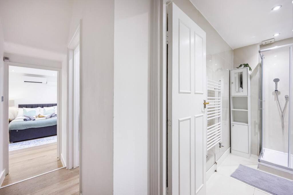 Pimlico Riverside- Amazing 1 bed