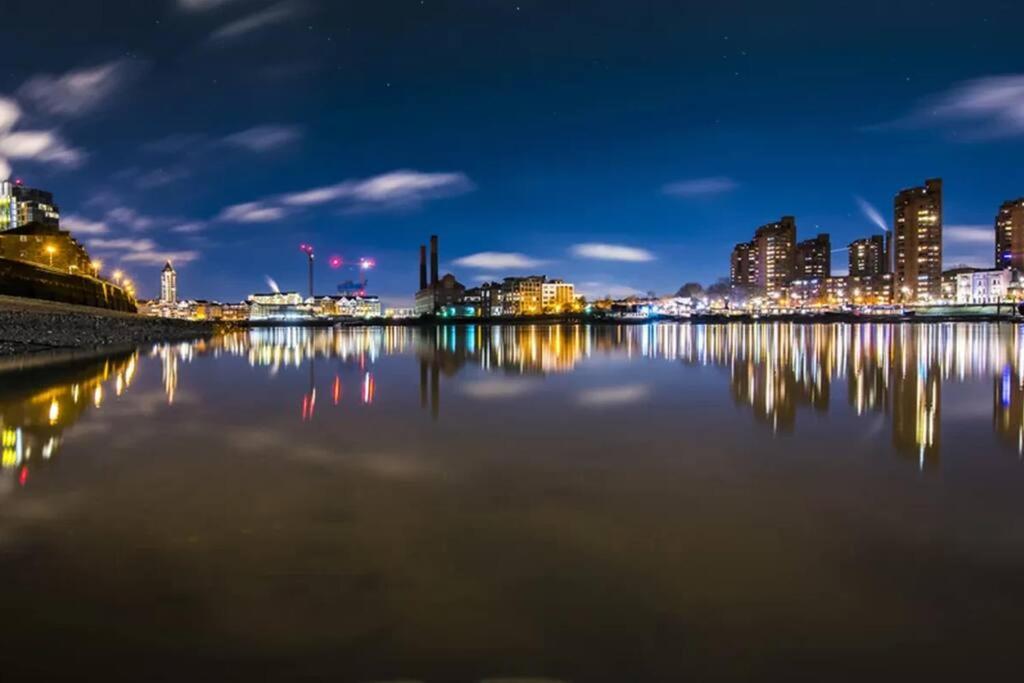 Pimlico Riverside- Amazing 1 bed