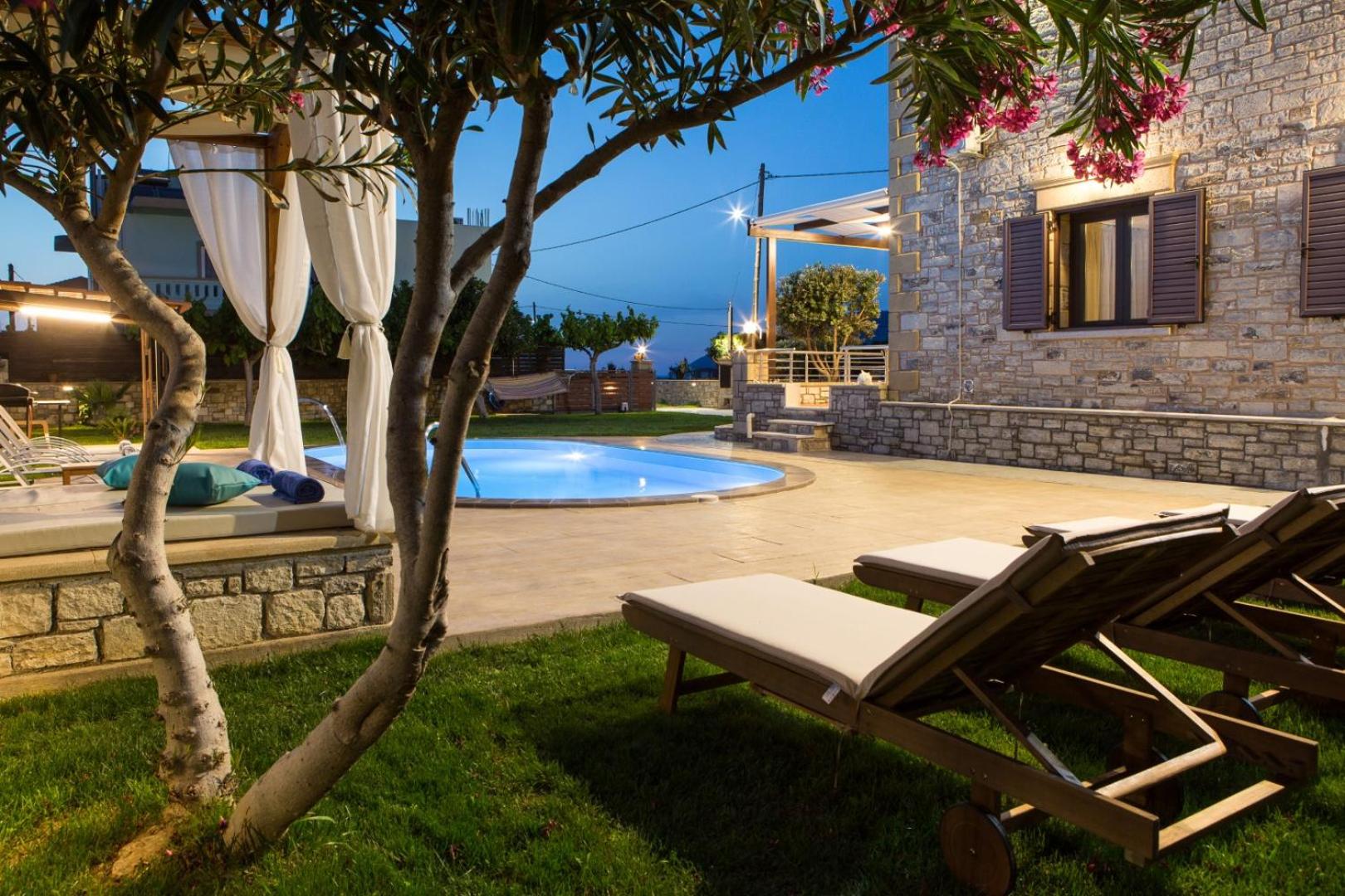 Villa Drapanias Homeleader