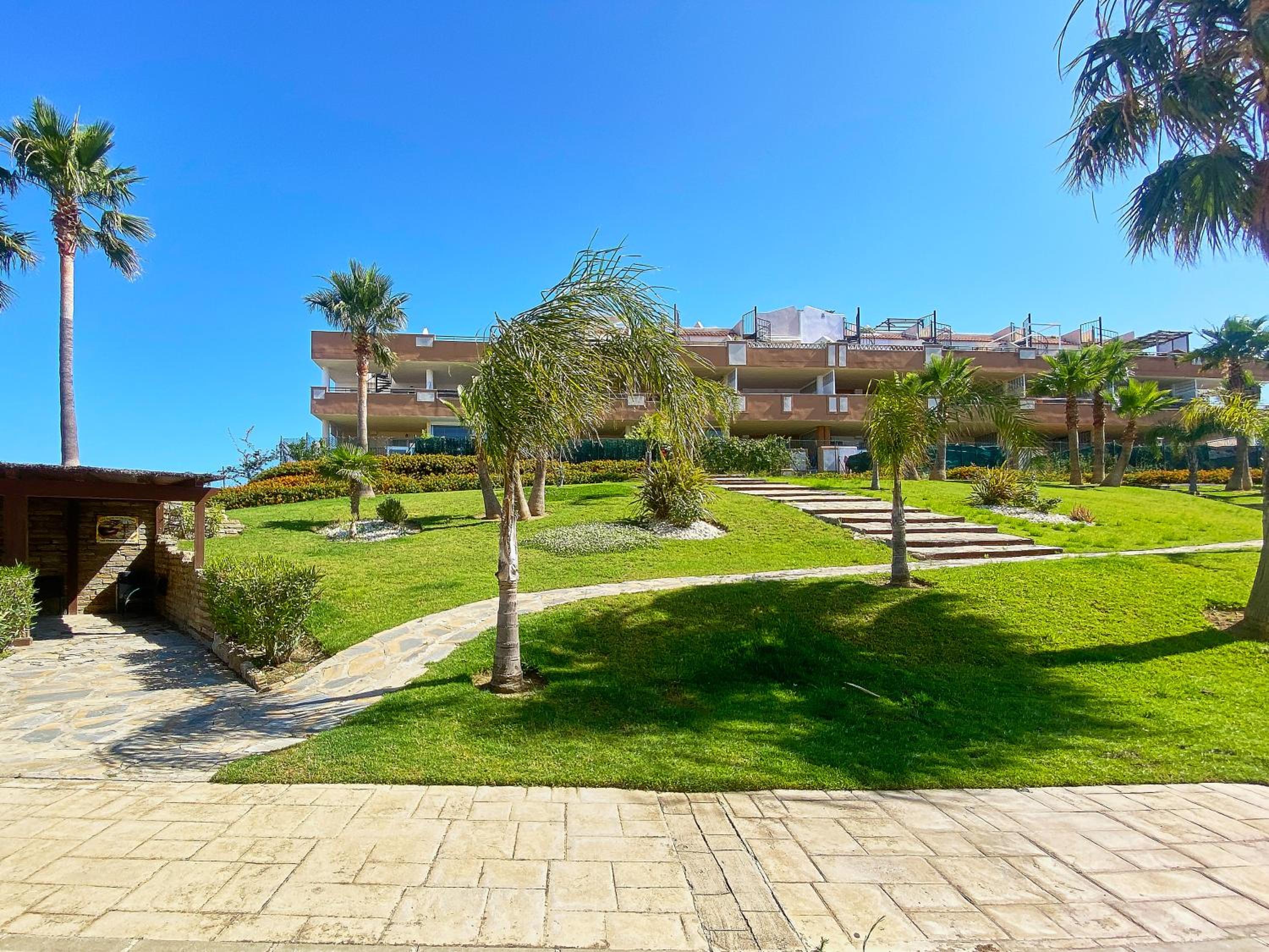 Hotel Dona Julia Golf - Penthouse Apartment - Image 1