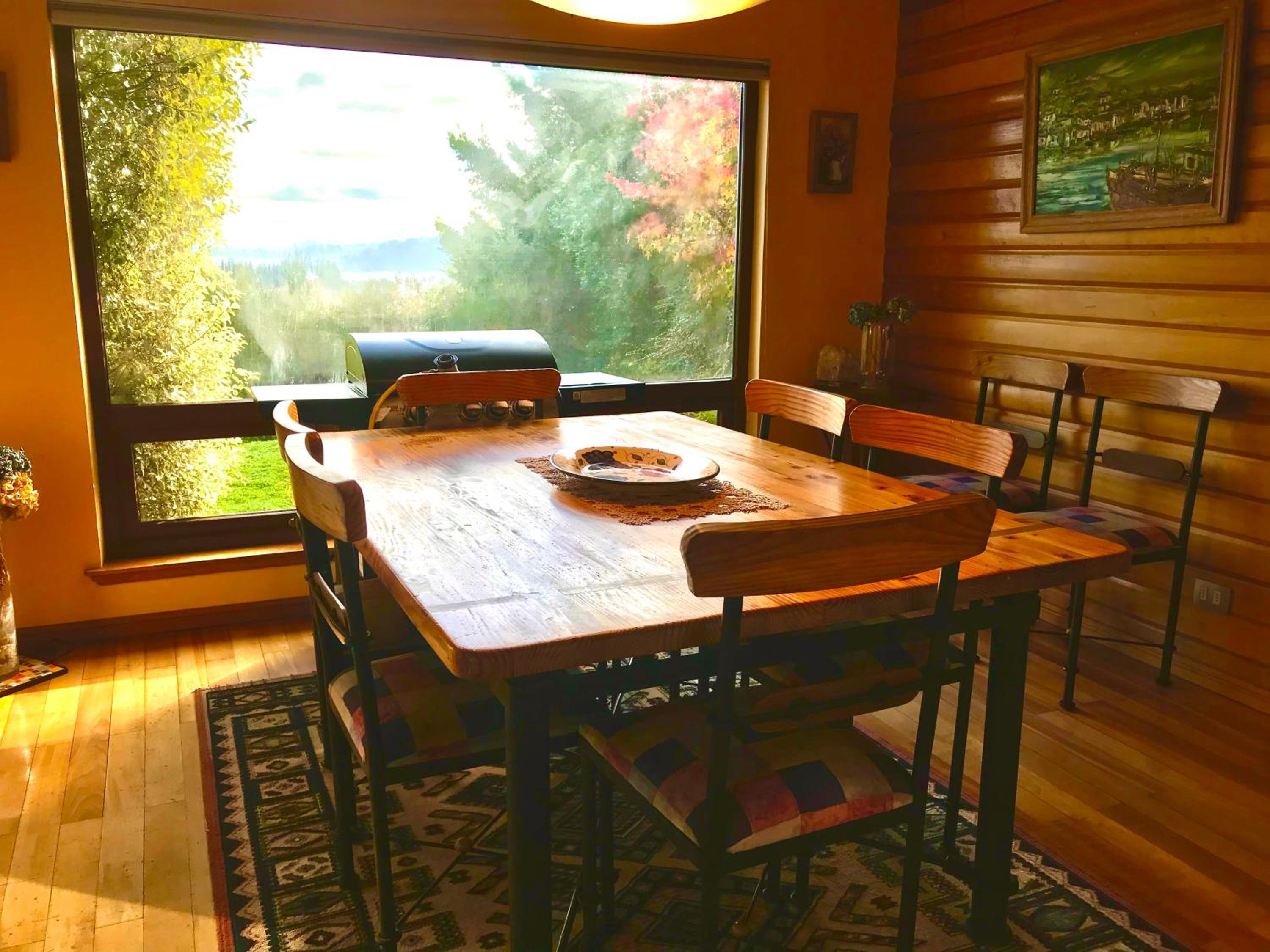 Casa Familiar con Vista al campo y al lago