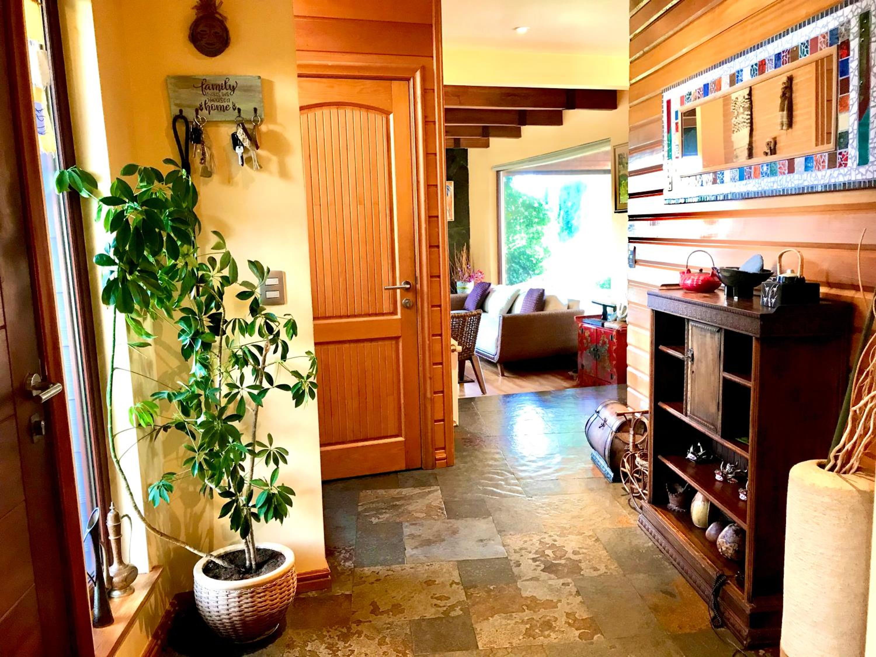 Casa Familiar con Vista al campo y al lago