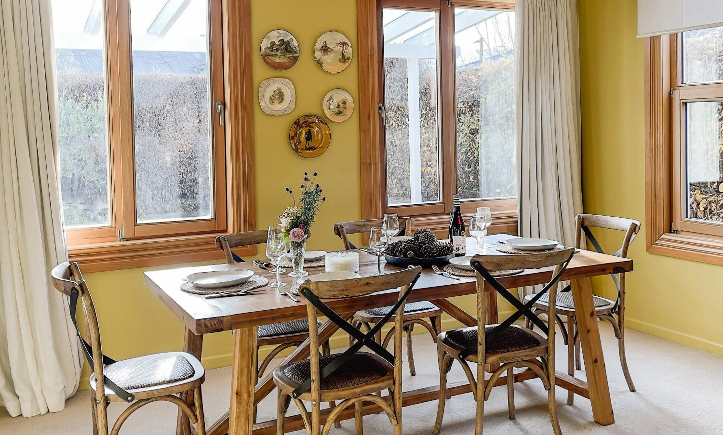 Victorian Villa - Cromwell Holiday Home