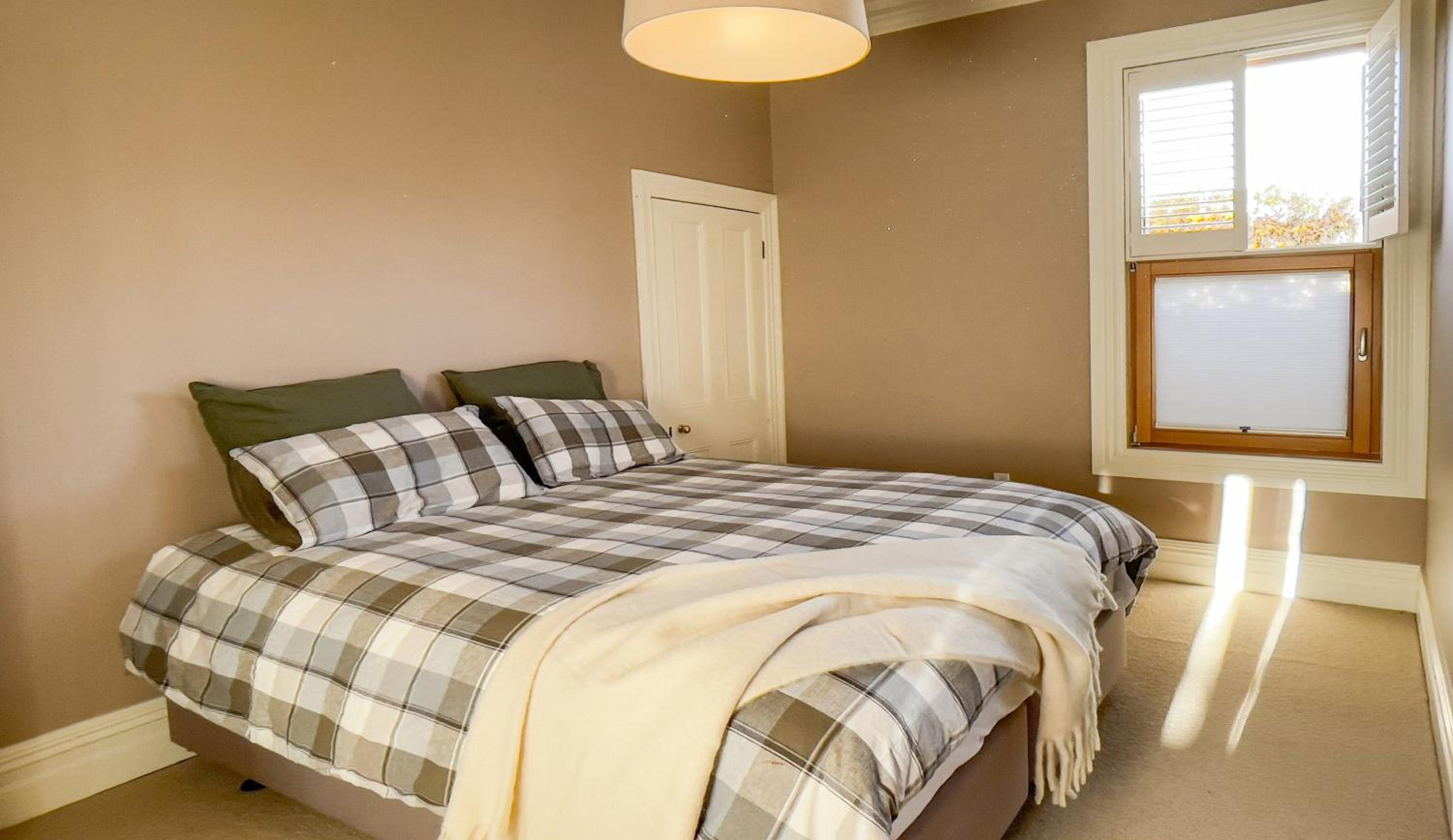 Victorian Villa - Cromwell Holiday Home