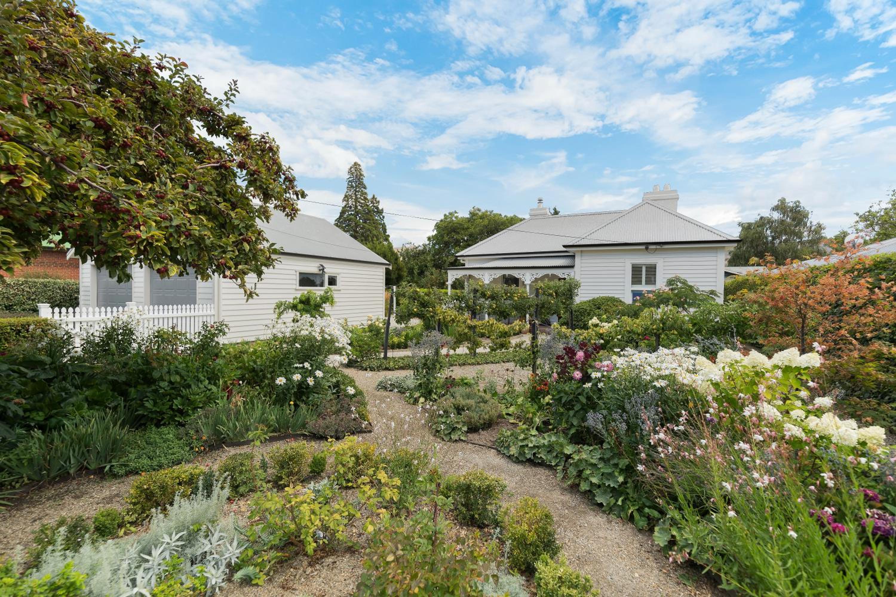 Victorian Villa - Cromwell Holiday Home