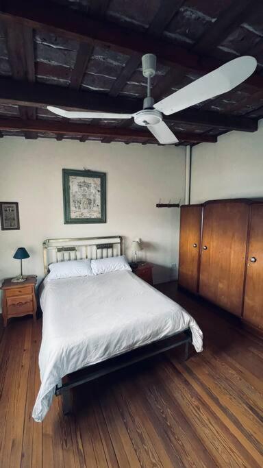 Preciosa casa con diseño único