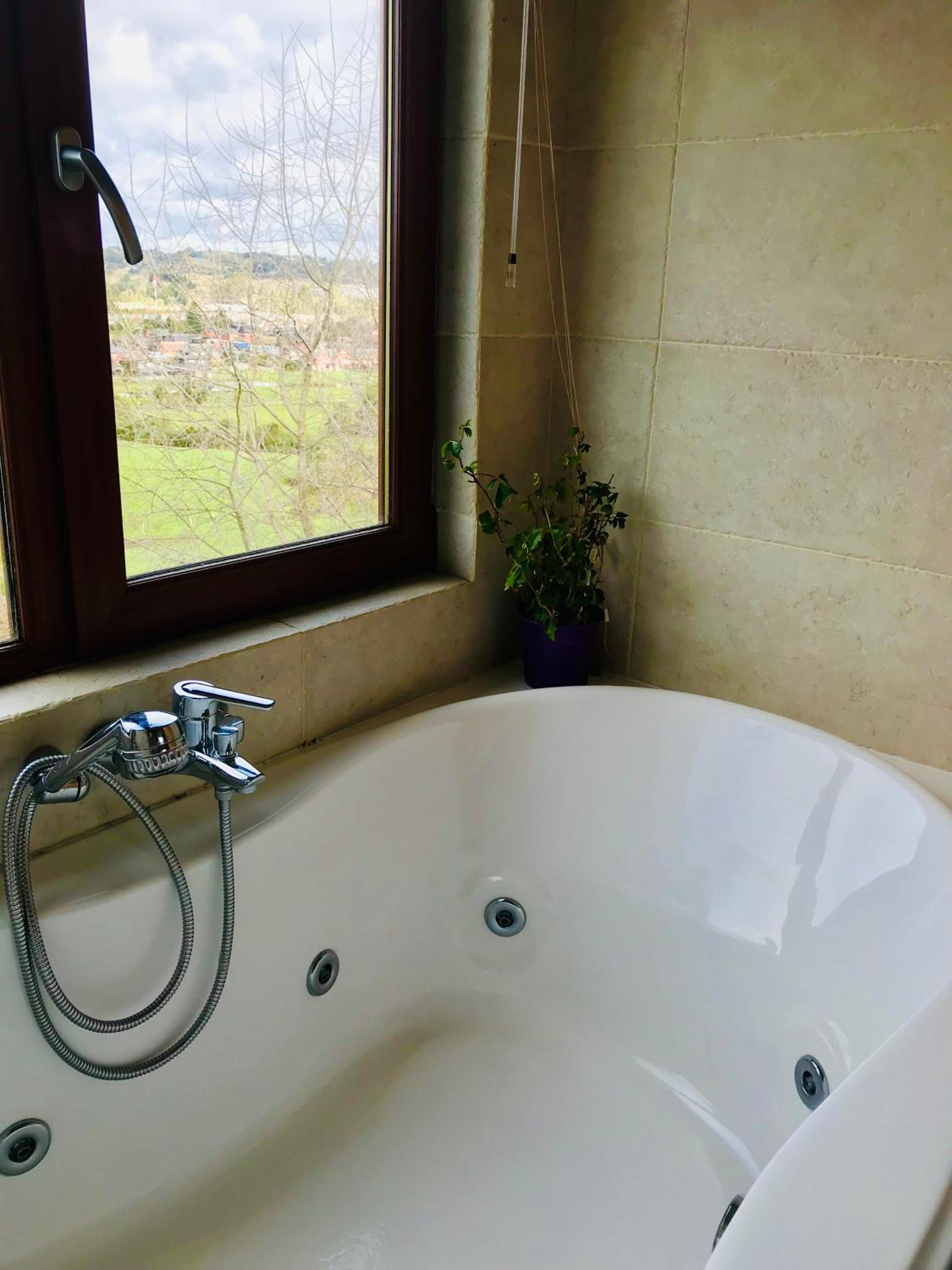 Casa Familiar con Vista al campo y al lago