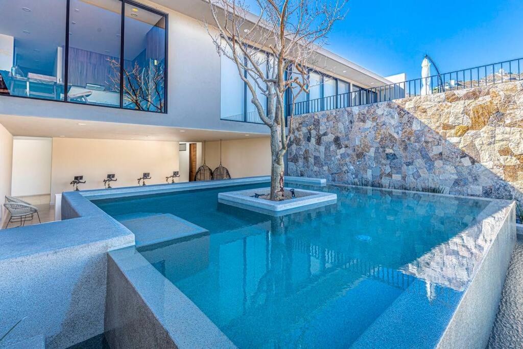 Stay in Style @Pedregal and Walk to the Marina view 2