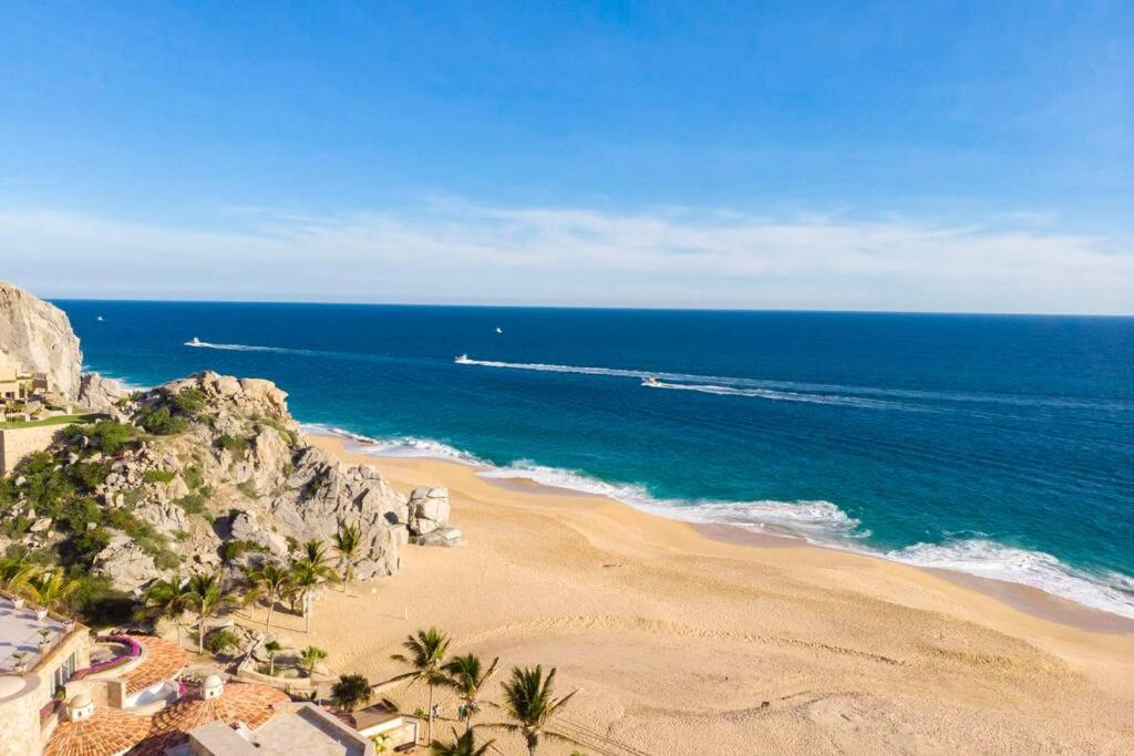 Stay in Style @Pedregal and Walk to the Marina view 3