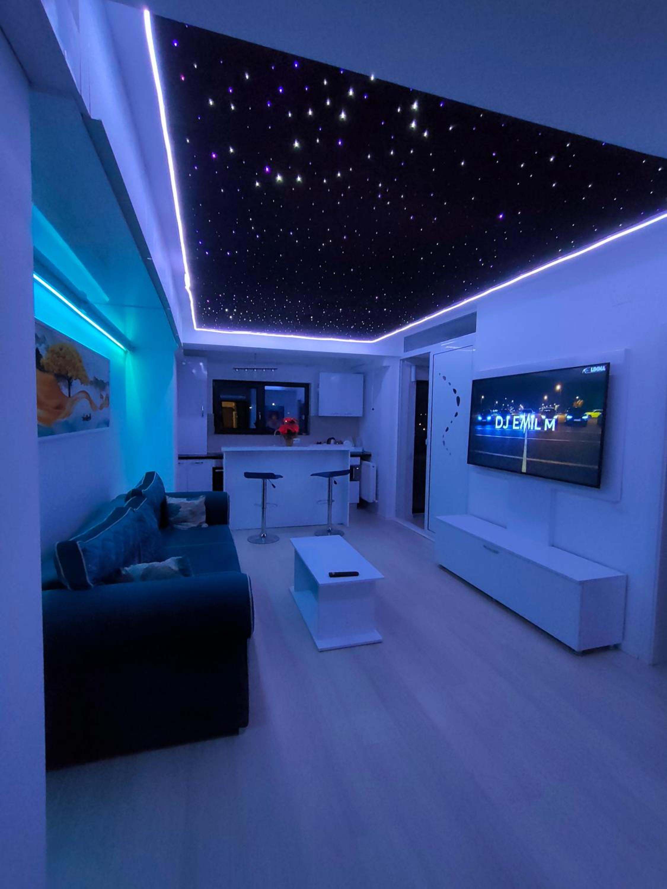 Seven Luxury view 3