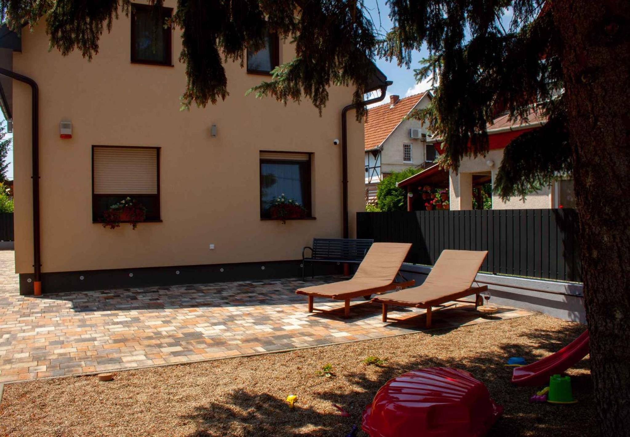 Photo 46