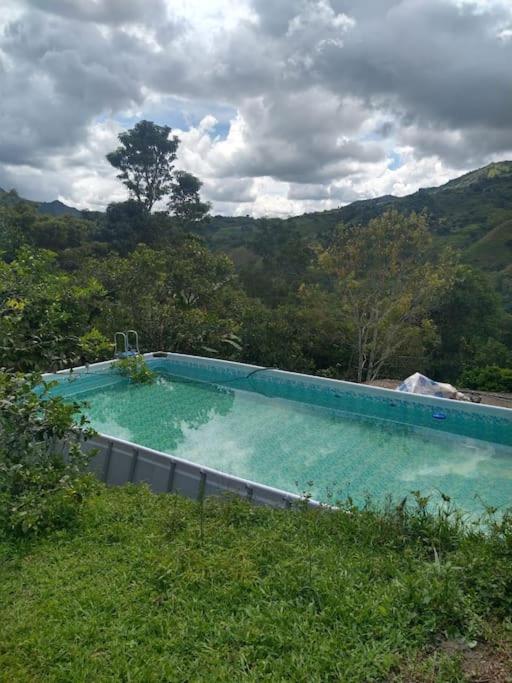¡¡Espectacular finca de descanso en pacho!!.