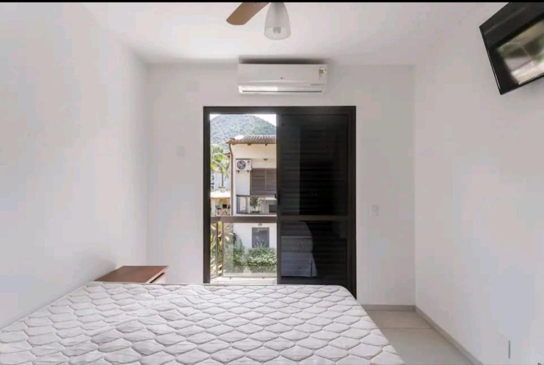 Casa em Condomínio Enseada - Perequê Mirim - Ubatuba