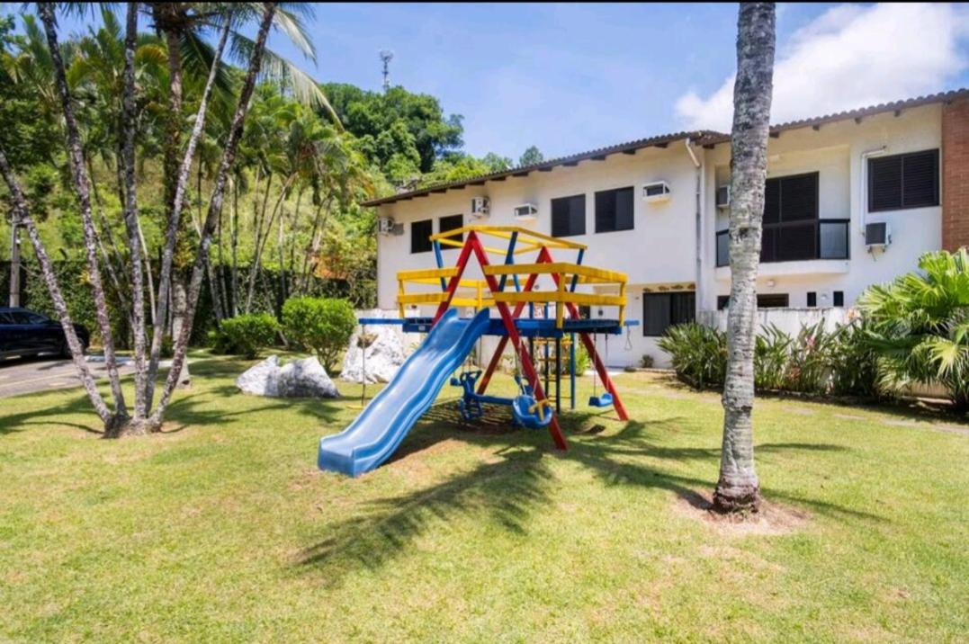 Casa em Condomínio Enseada - Perequê Mirim - Ubatuba