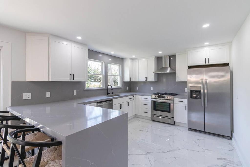 Hamptons Lux Rentals