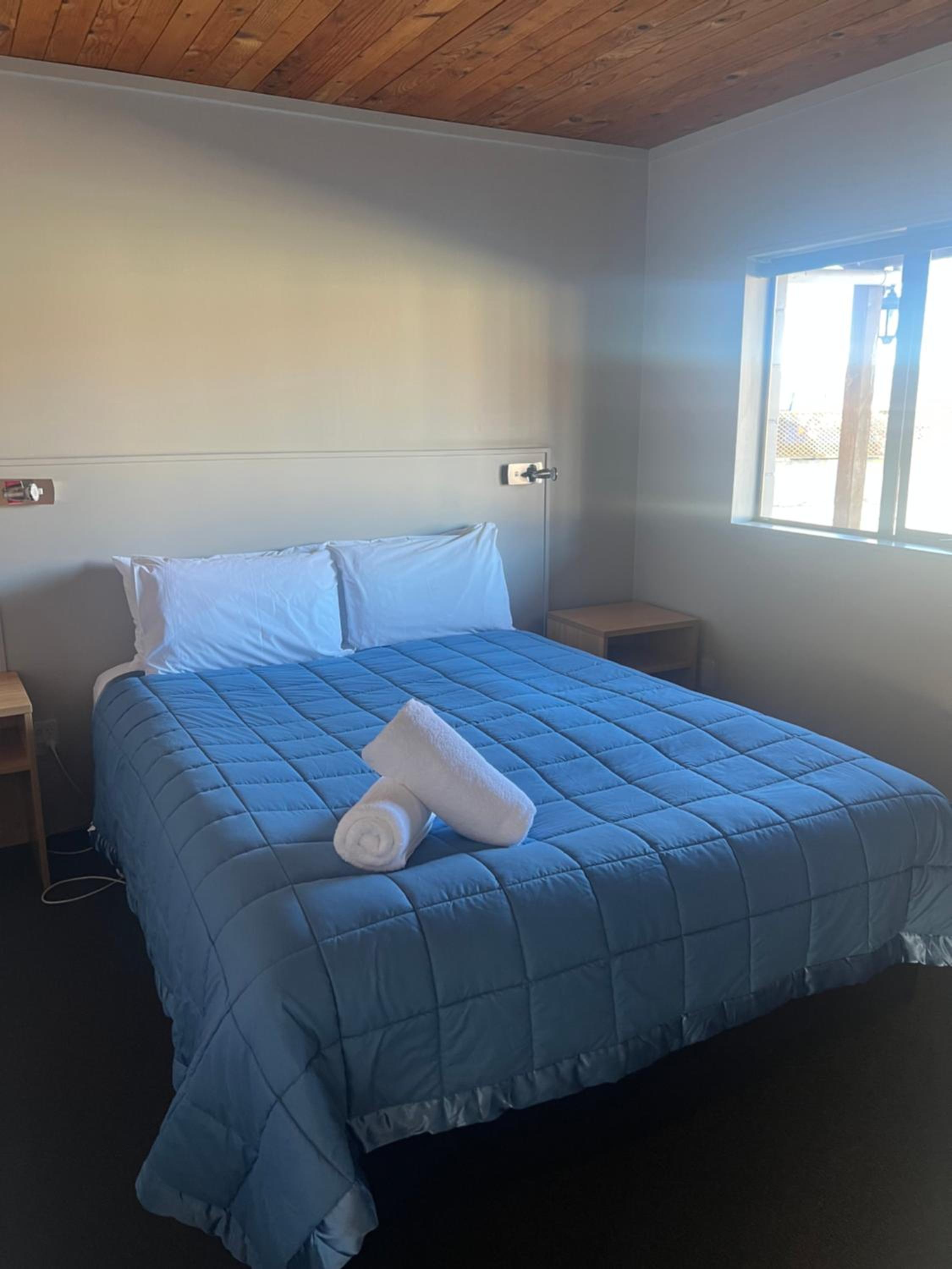 Pinewood Motels